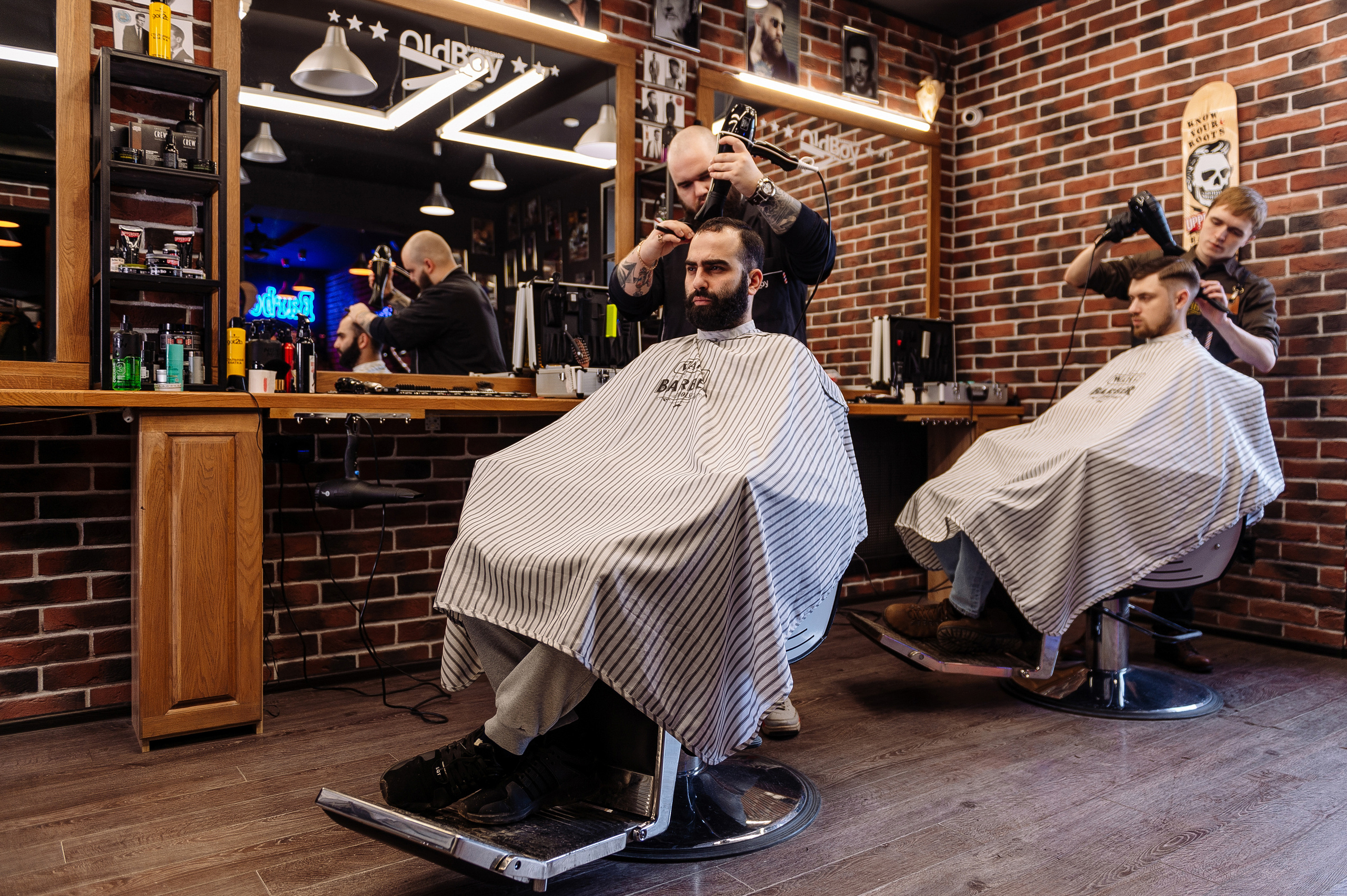 Мужская парикмахерская Old Boy. Репортажный и свадебный фотограф в Курске Борис Захарчук
