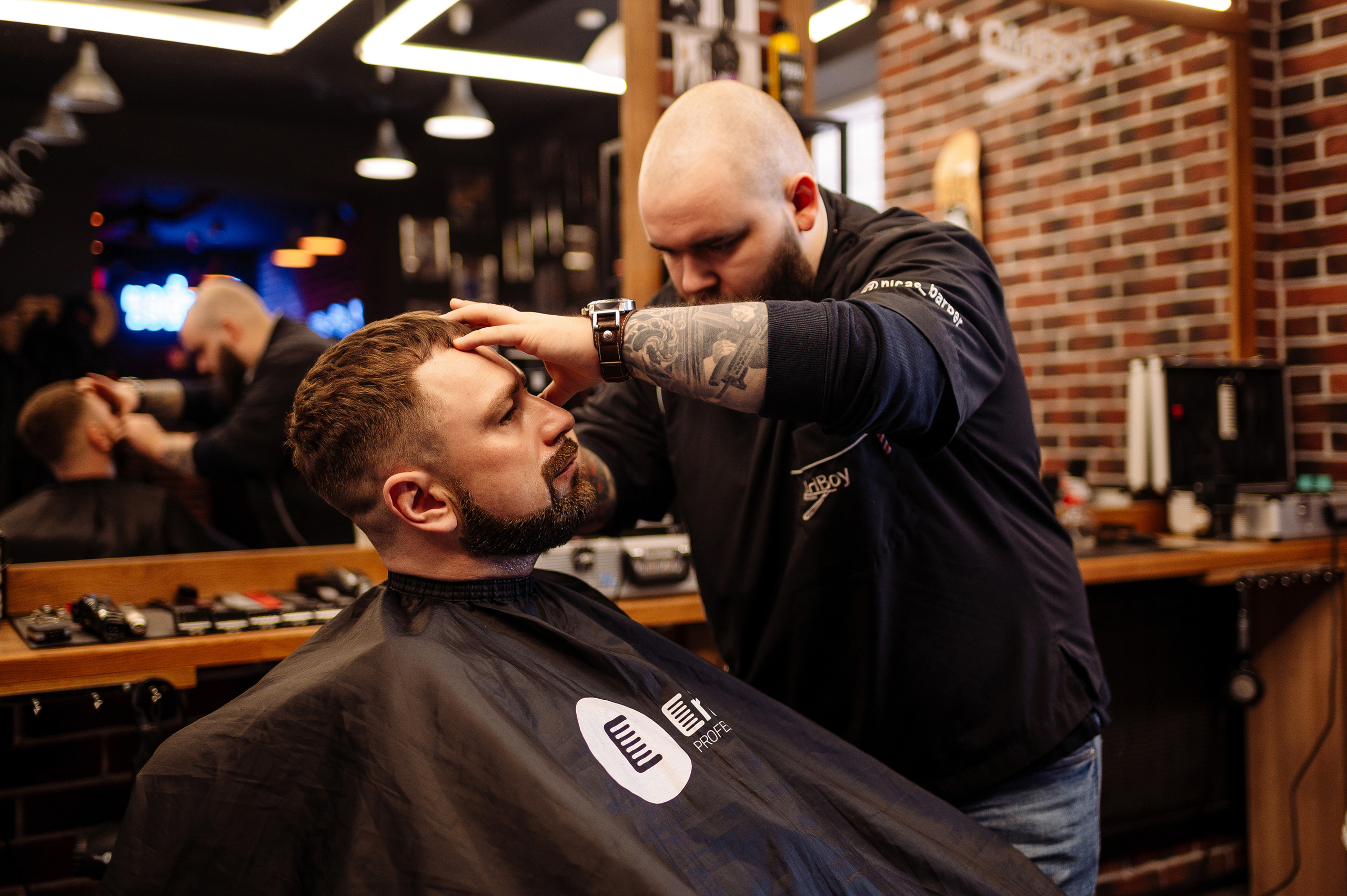 Мужская парикмахерская Old Boy. Репортажный и свадебный фотограф в Курске Борис Захарчук