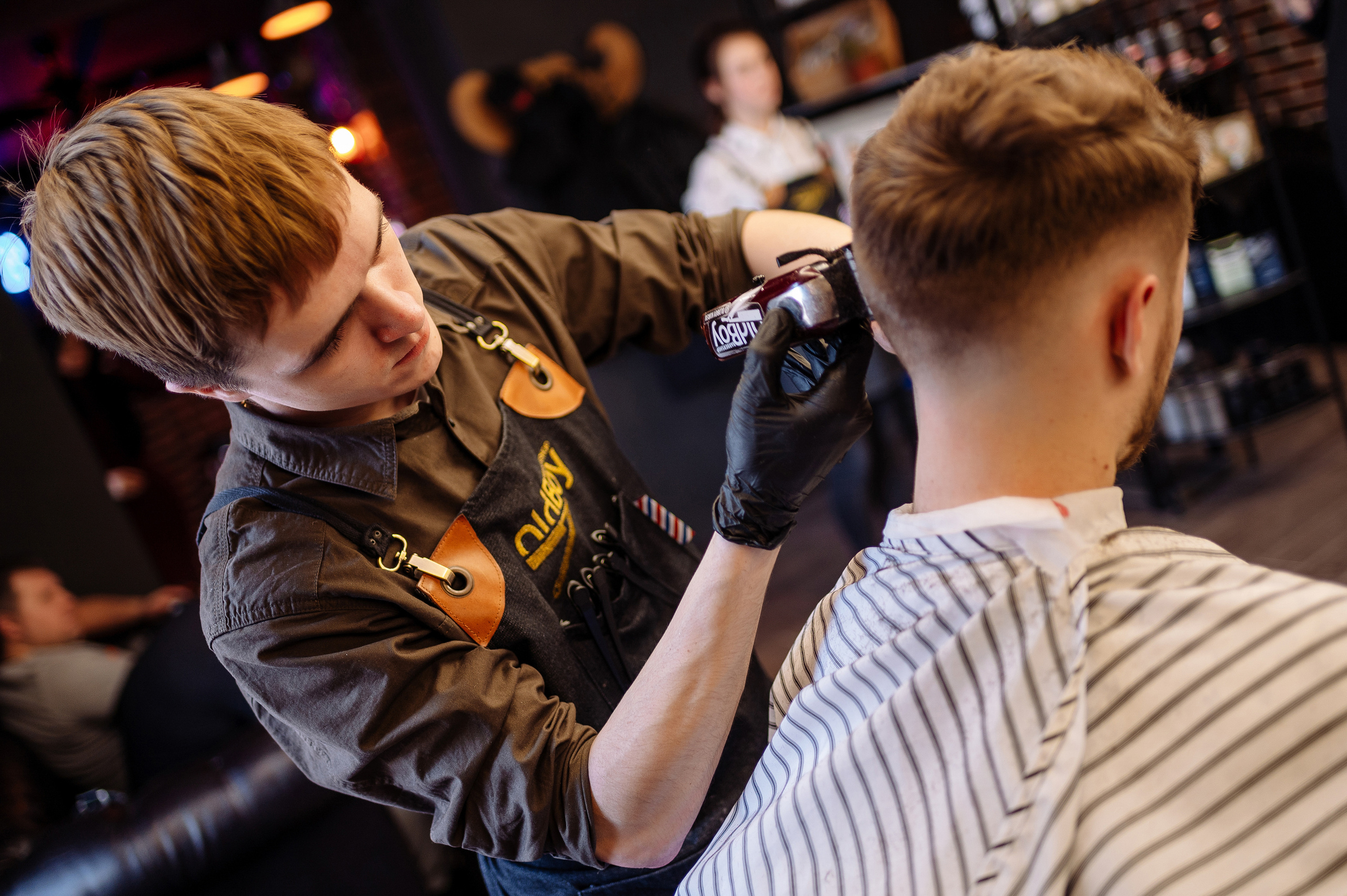 Мужская парикмахерская Old Boy. Репортажный и свадебный фотограф в Курске Борис Захарчук