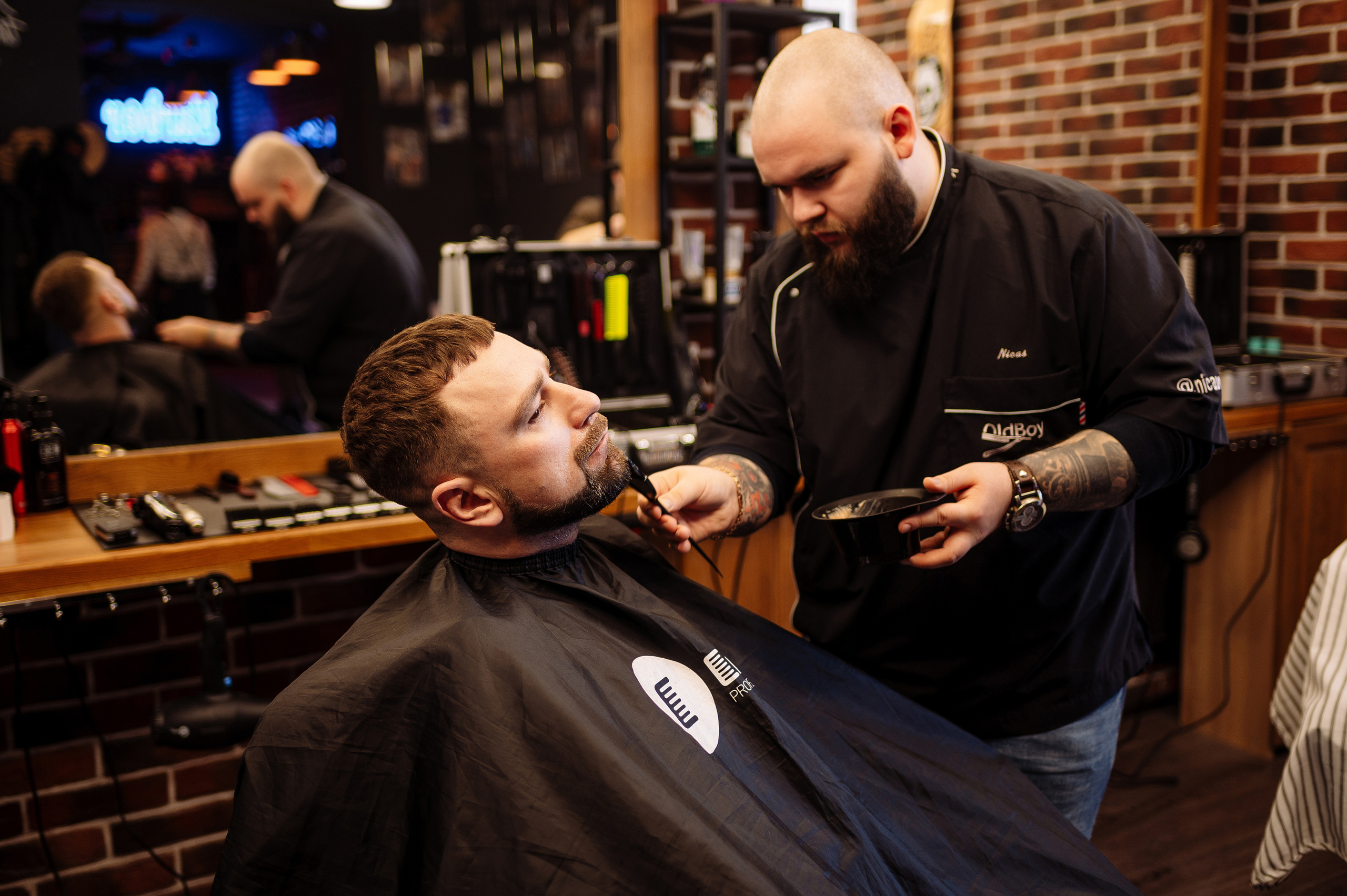 Мужская парикмахерская Old Boy. Репортажный и свадебный фотограф в Курске Борис Захарчук