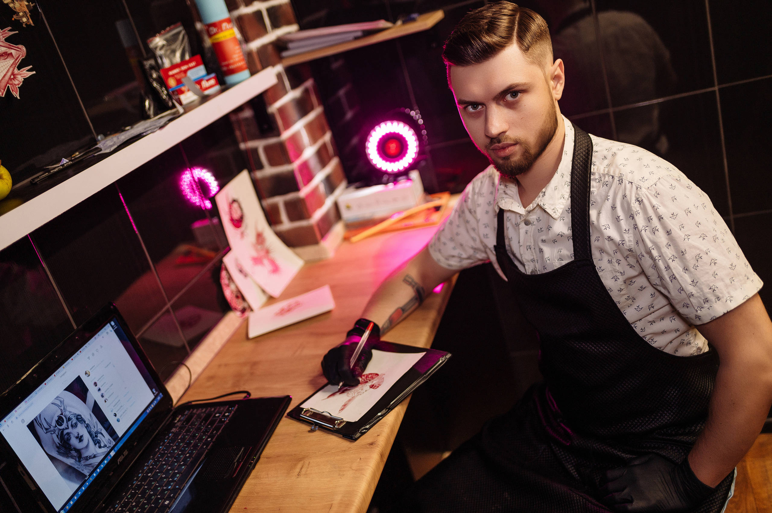 Мужская парикмахерская Old Boy. Репортажный и свадебный фотограф в Курске Борис Захарчук