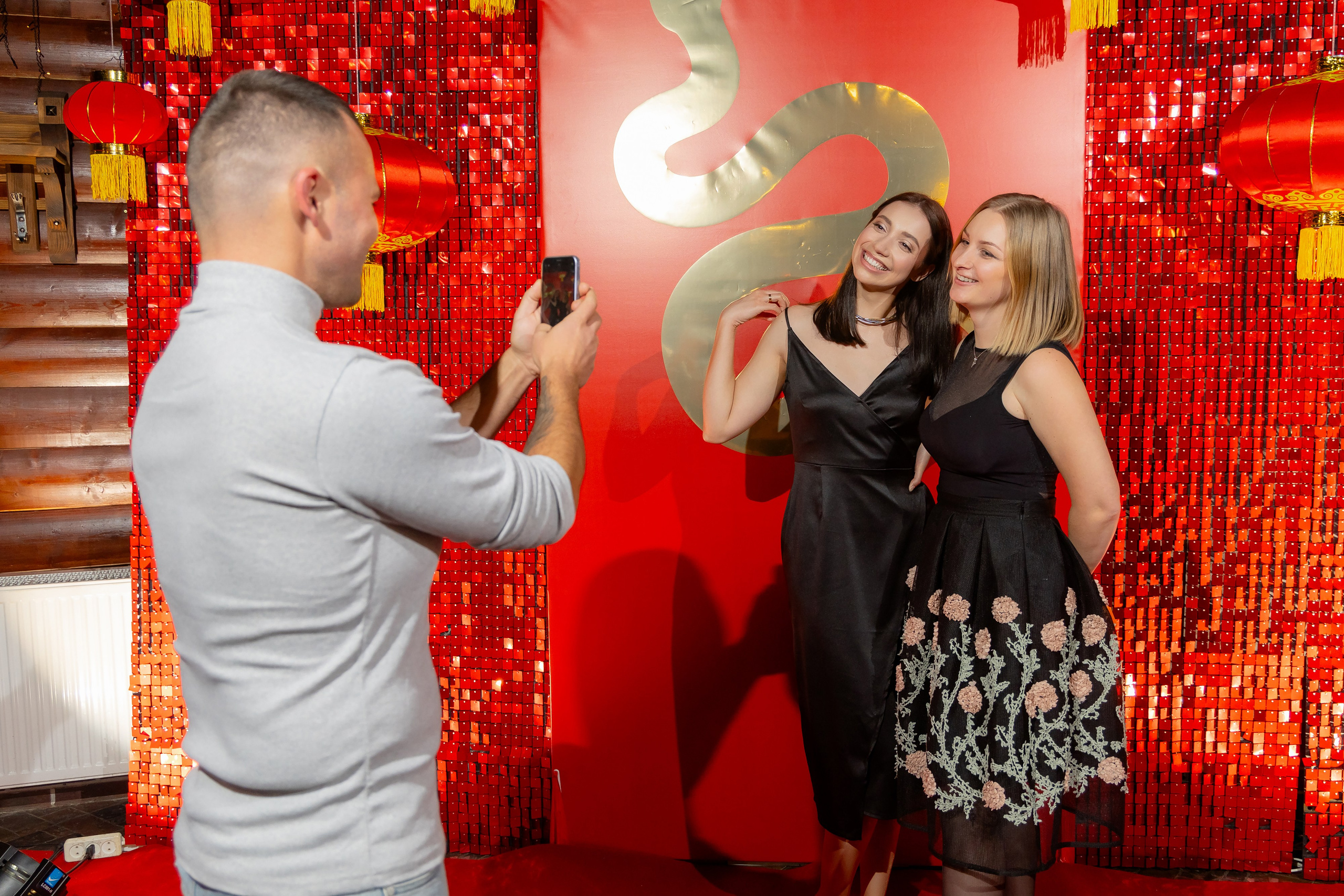 Корпоративная новогодняя съемка для логистической компании ИТА. Свадебный фотограф в Минске/Беларуси Сергей Спиридонов