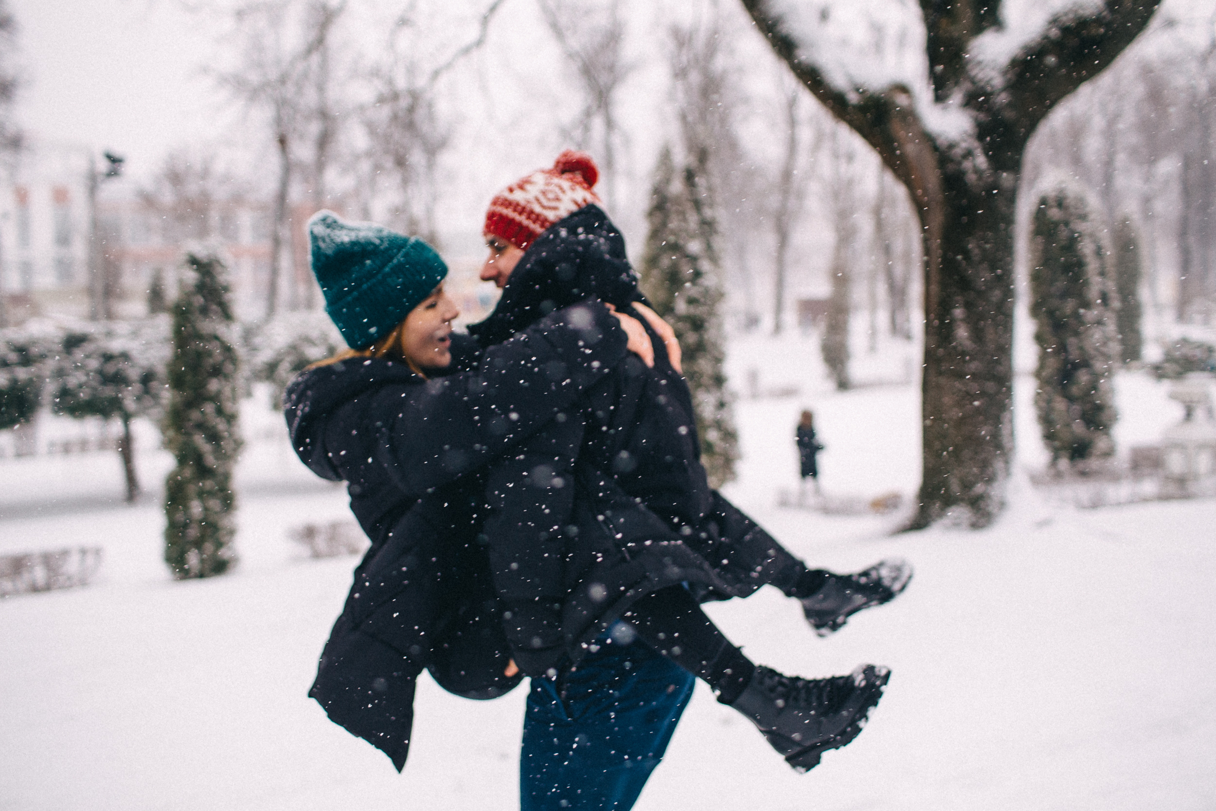 Олег и Даша, снежная фотосессия. Свадебный и семейный фотограф в Твери, Москве, Санкт-Петербурге