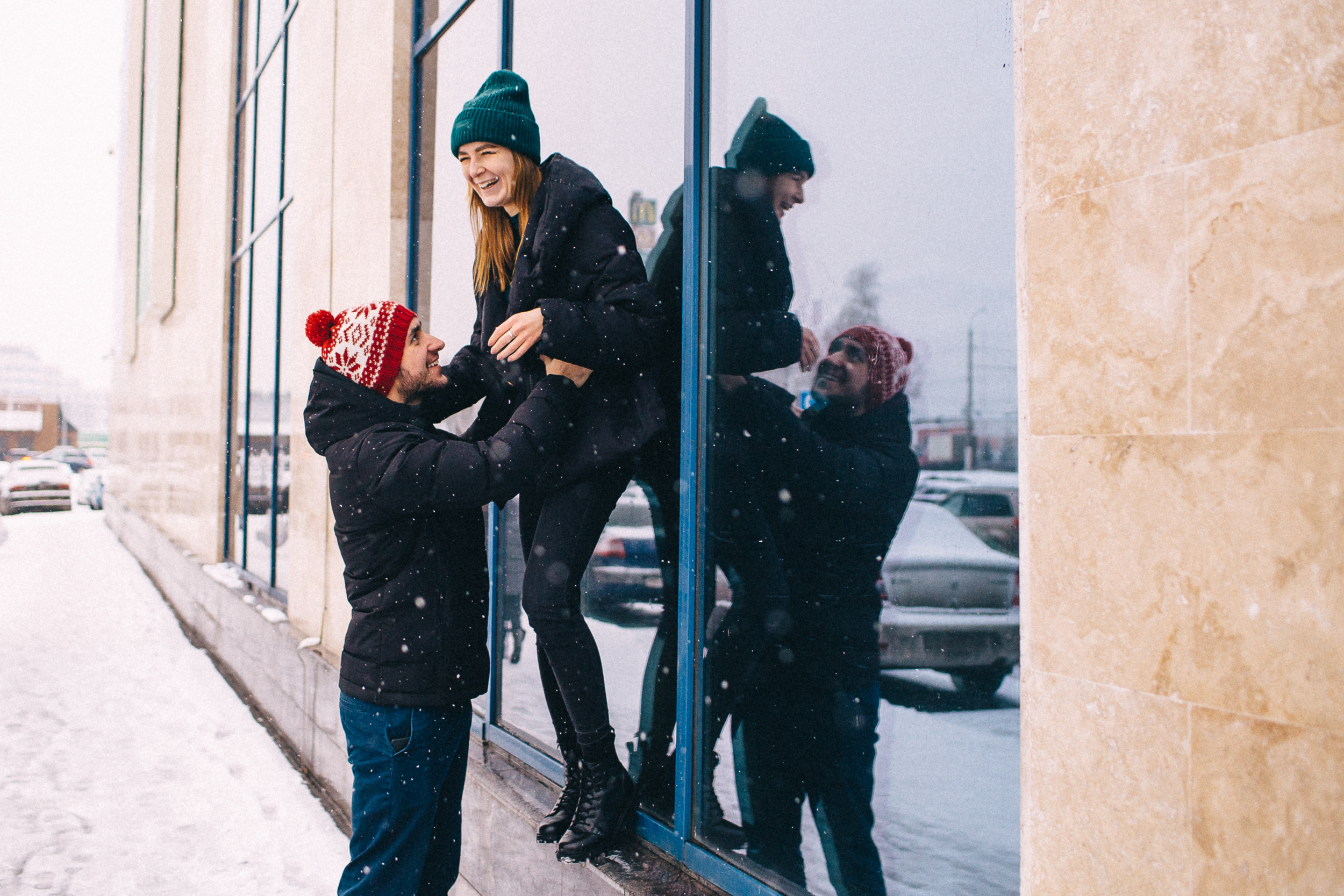 Олег и Даша, снежная фотосессия. Свадебный и семейный фотограф в Твери, Москве, Санкт-Петербурге