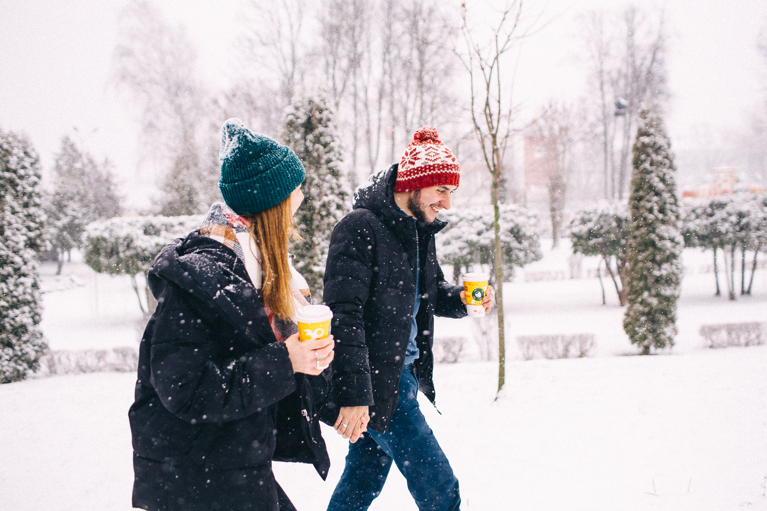 Олег и Даша, снежная фотосессия. Свадебный и семейный фотограф в Твери, Москве, Санкт-Петербурге
