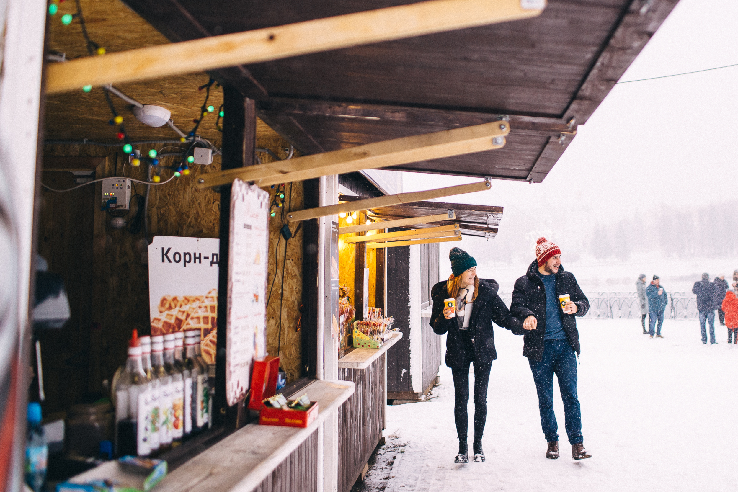 Олег и Даша, снежная фотосессия. Свадебный и семейный фотограф в Твери, Москве, Санкт-Петербурге