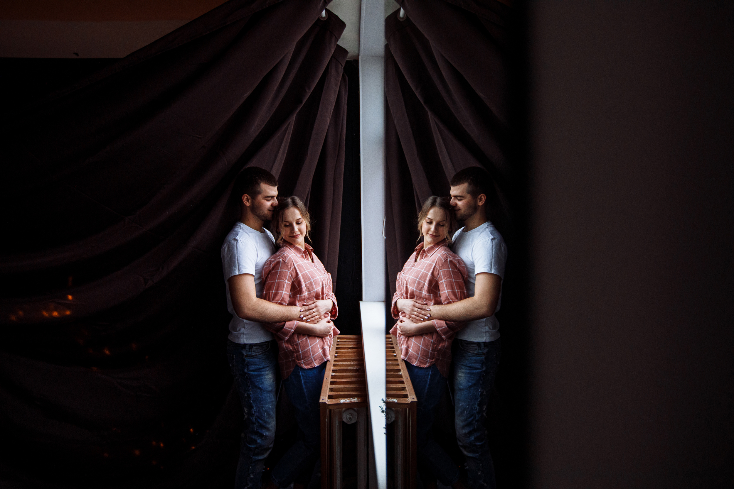 Андрей & Екатерина фотосессия в перьях. Свадебный и семейный фотограф в Твери, Москве, Санкт-Петербурге