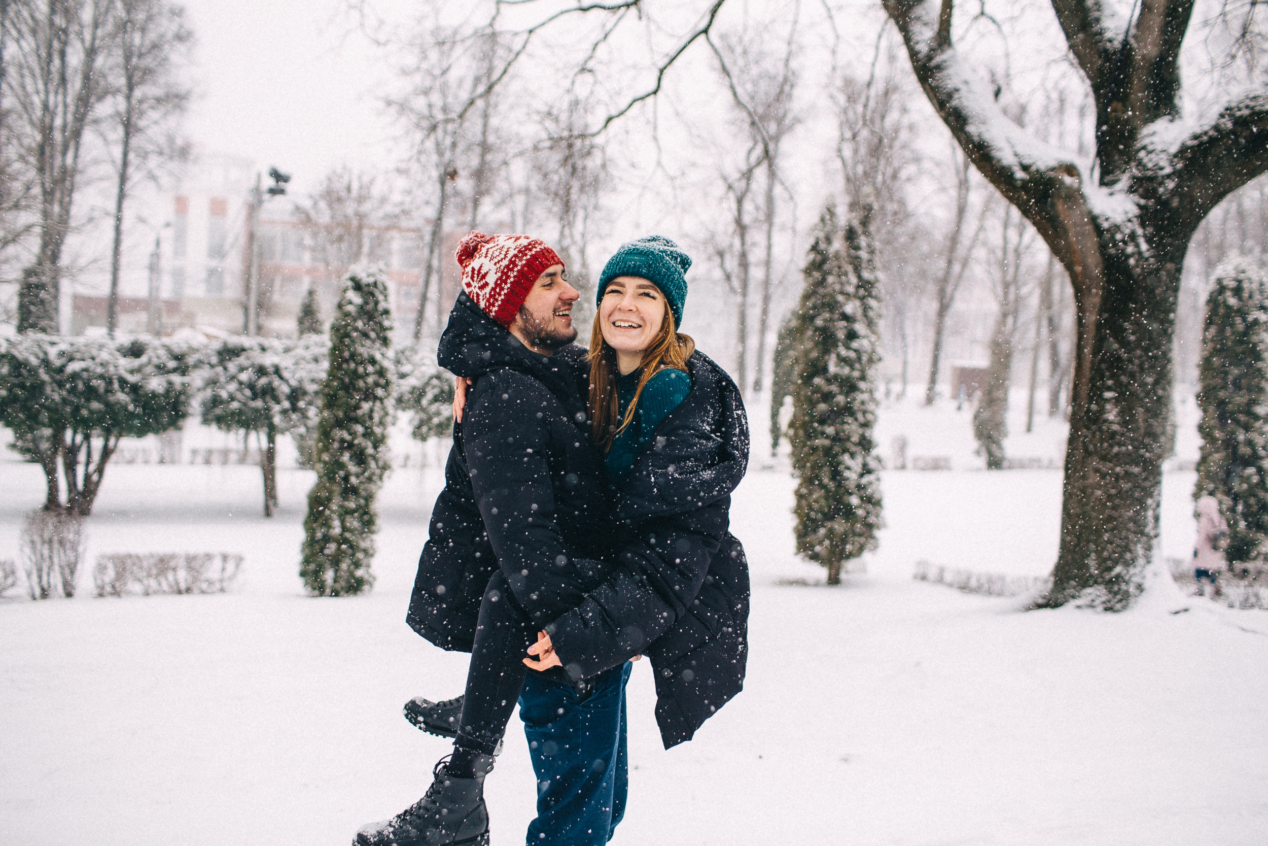 Олег и Даша, снежная фотосессия. Свадебный и семейный фотограф в Твери, Москве, Санкт-Петербурге