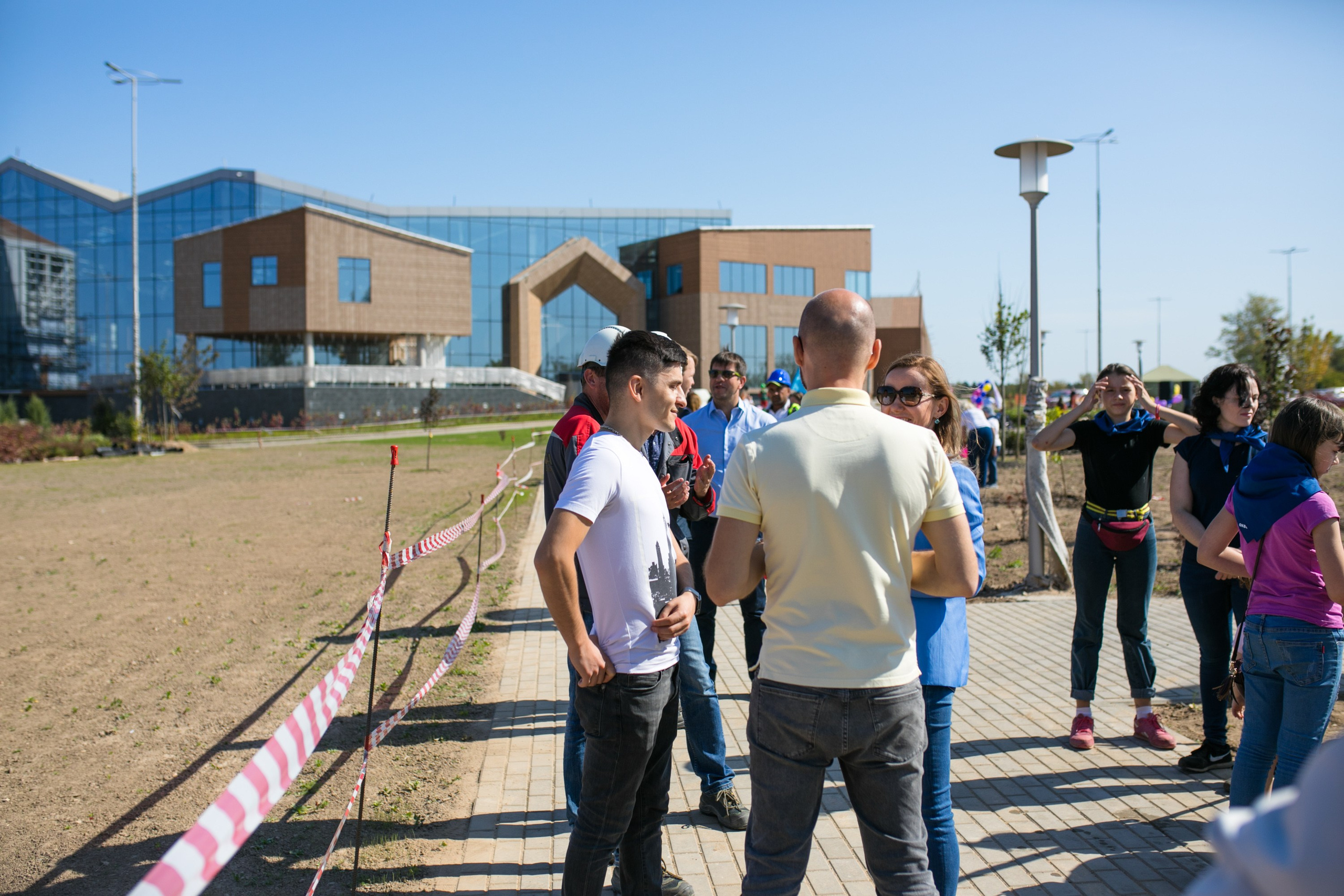 Экологическая акция «Акварельная аллея» ТРЦ Акварель Парк г. Пушкино. Портретный фотограф в Москве Анна Лукерьина