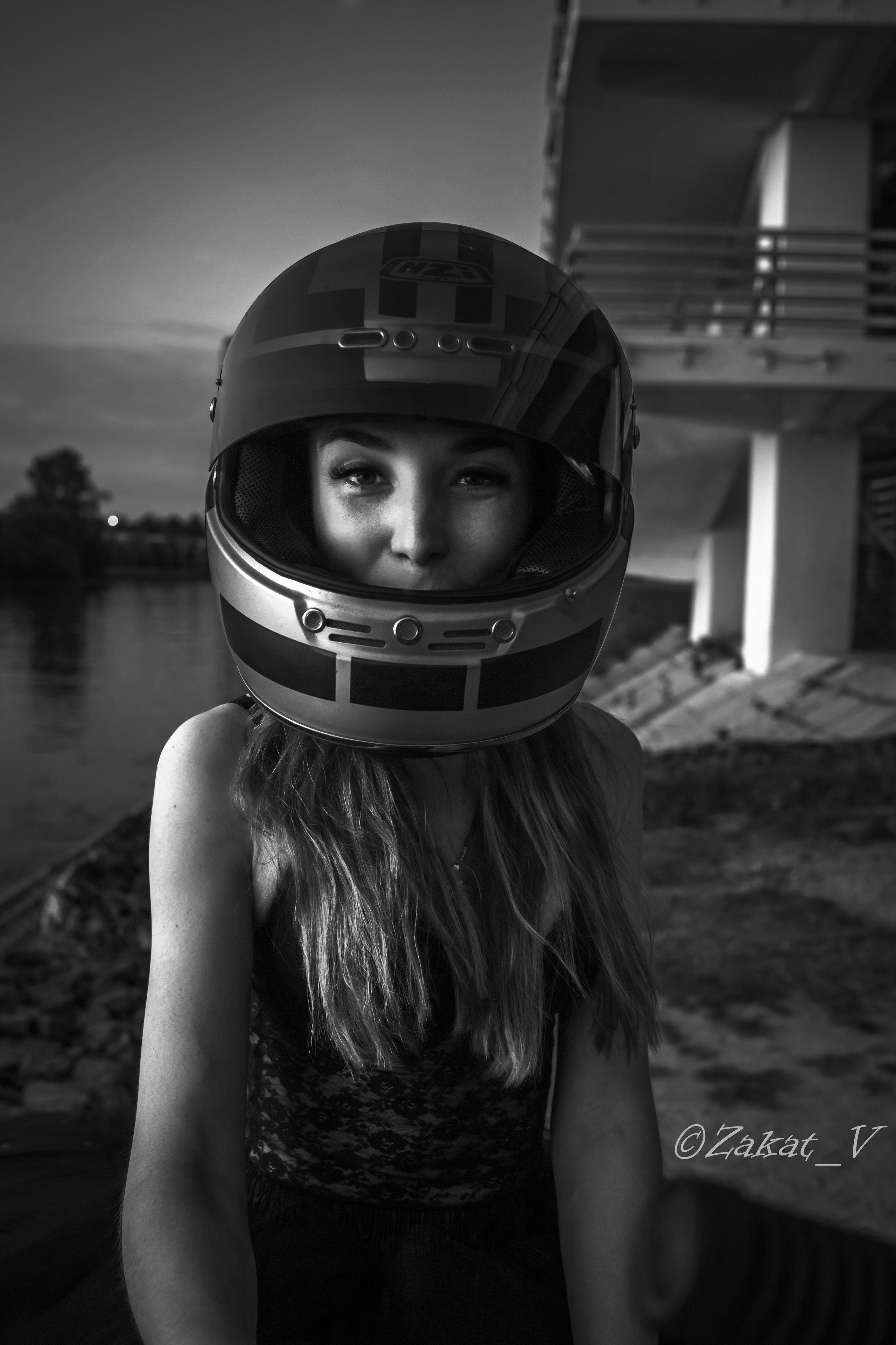 Евгения и мото. Репортажный фотограф, Москва, Закат