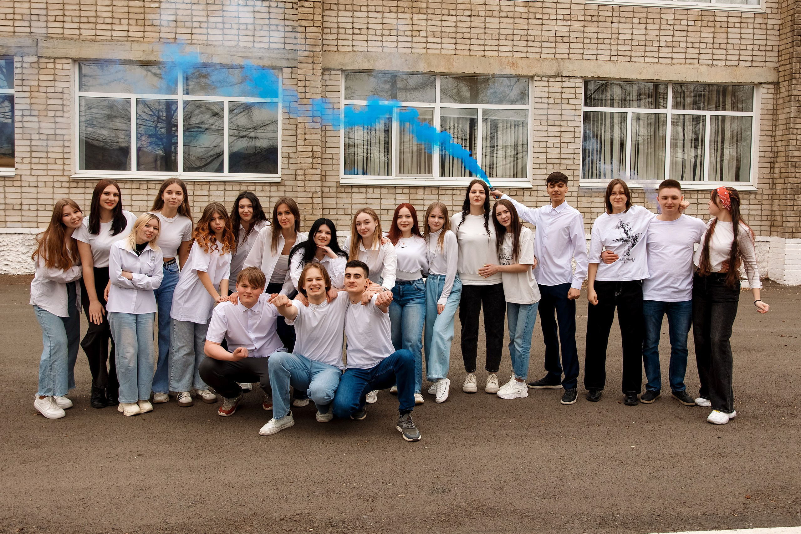 11 класс с. Барабаш. Фотограф Любовь Корниенко, Примоский край