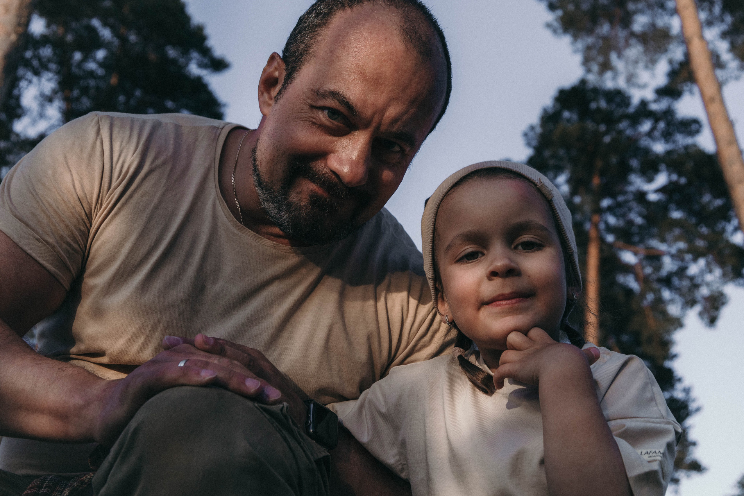 Закатная фотосессия папы и дочки. Семейный фотограф в Москве, Щелково, Фрязино _ Виктория Степанова