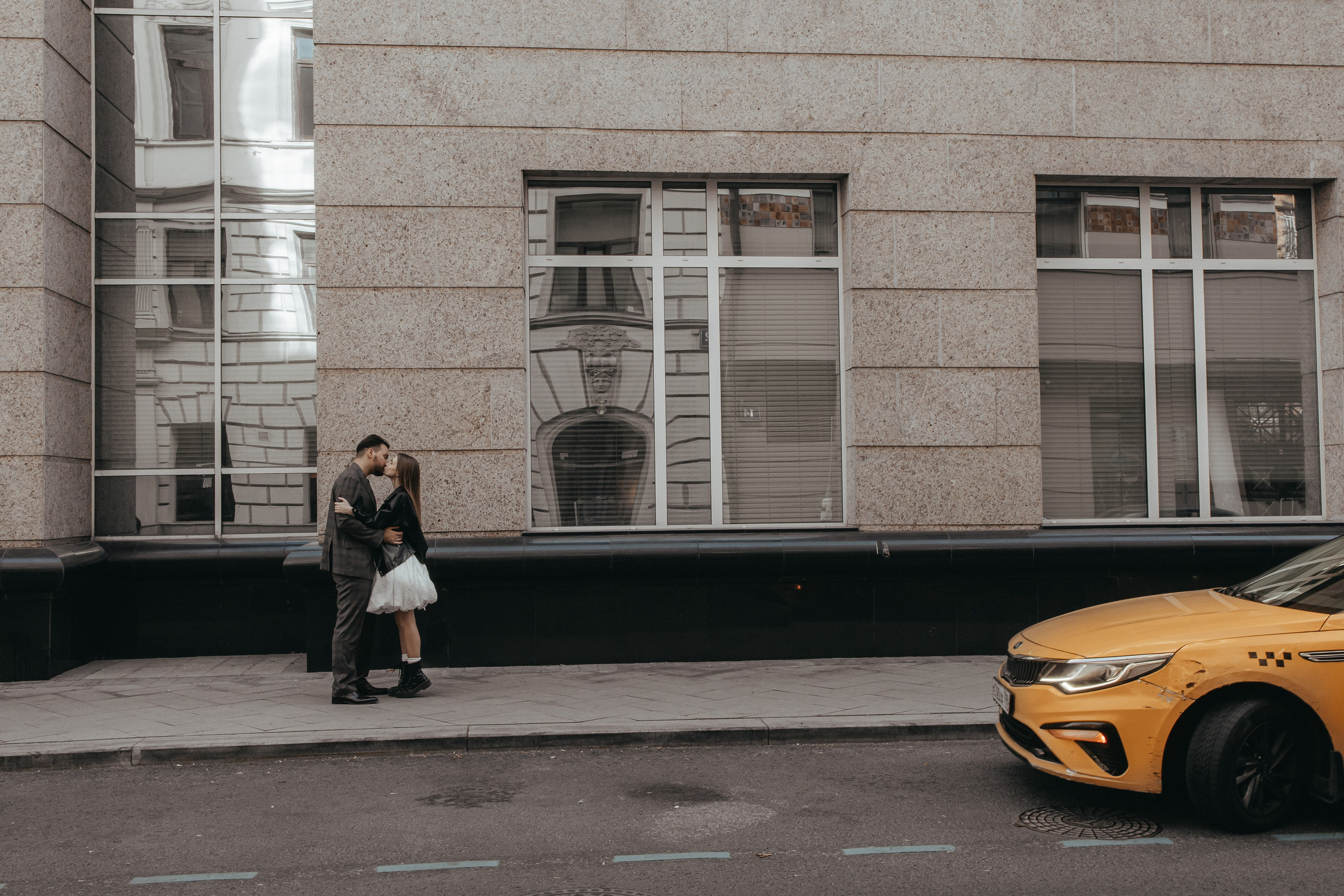 Свадебная прогулка на Патриках. Семейный фотограф в Москве, Щелково, Фрязино _ Виктория Степанова