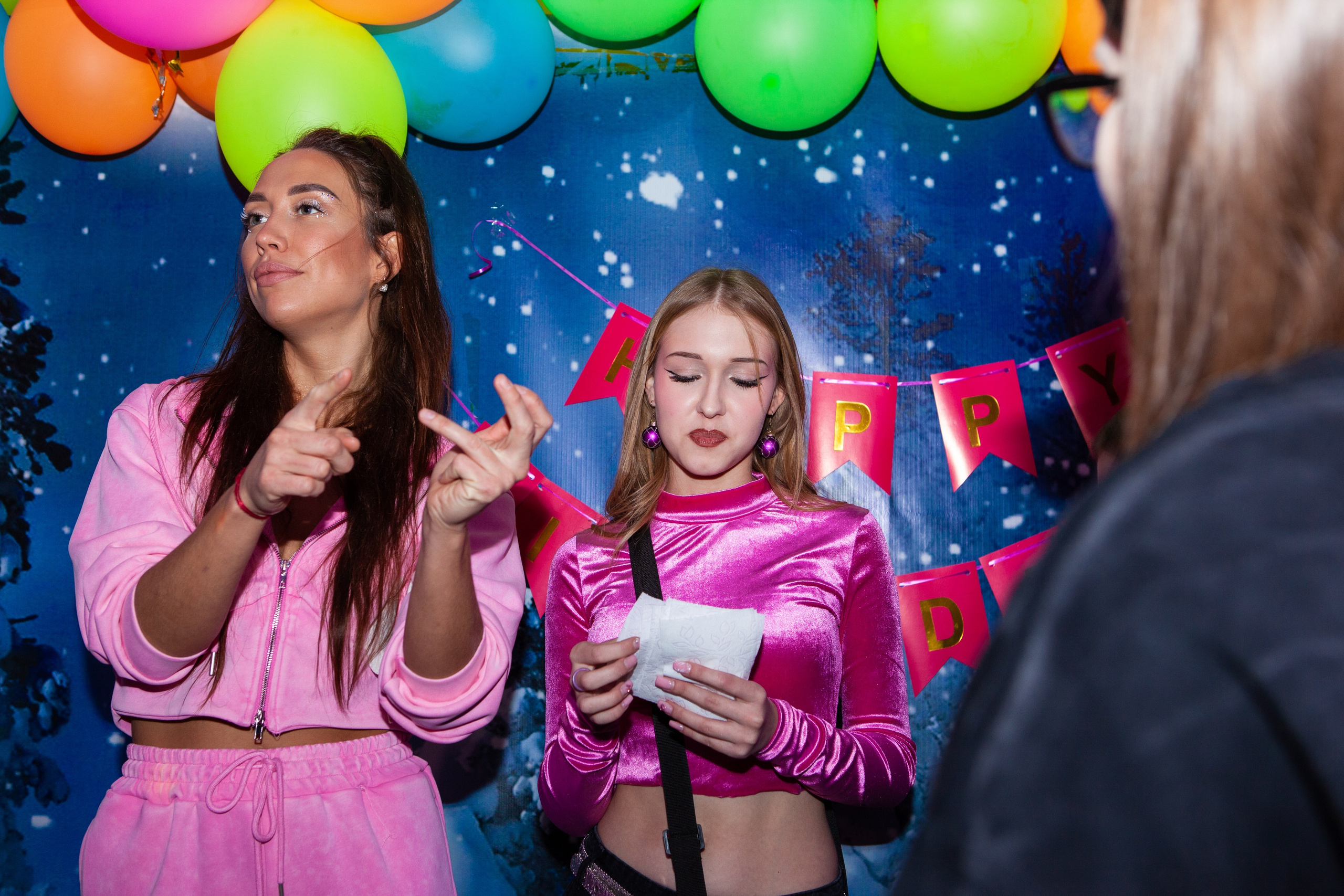 Корпоратив в Волшебном микрофоне 28.12.24. Медиа-продюсер и фотограф Сорокина Кристина г. Благовещенск