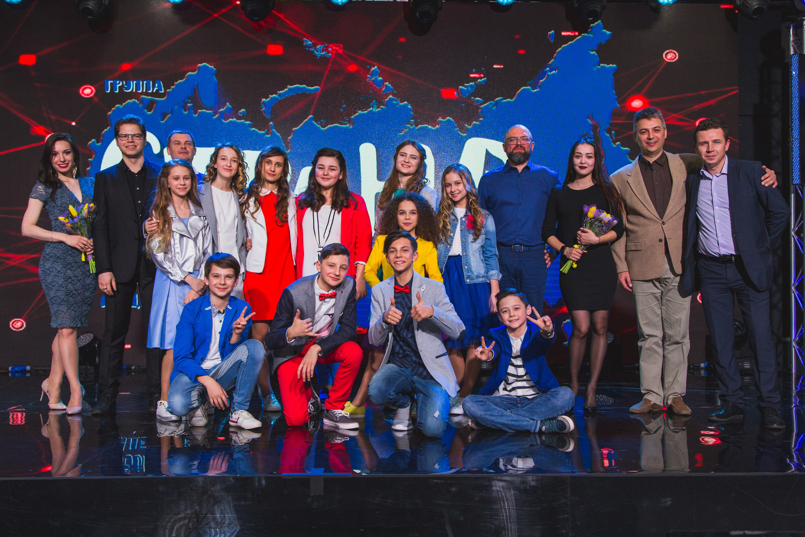 О2ТВ группа СТРАНА. Видеооператор/Фотограф Николай Завьялов