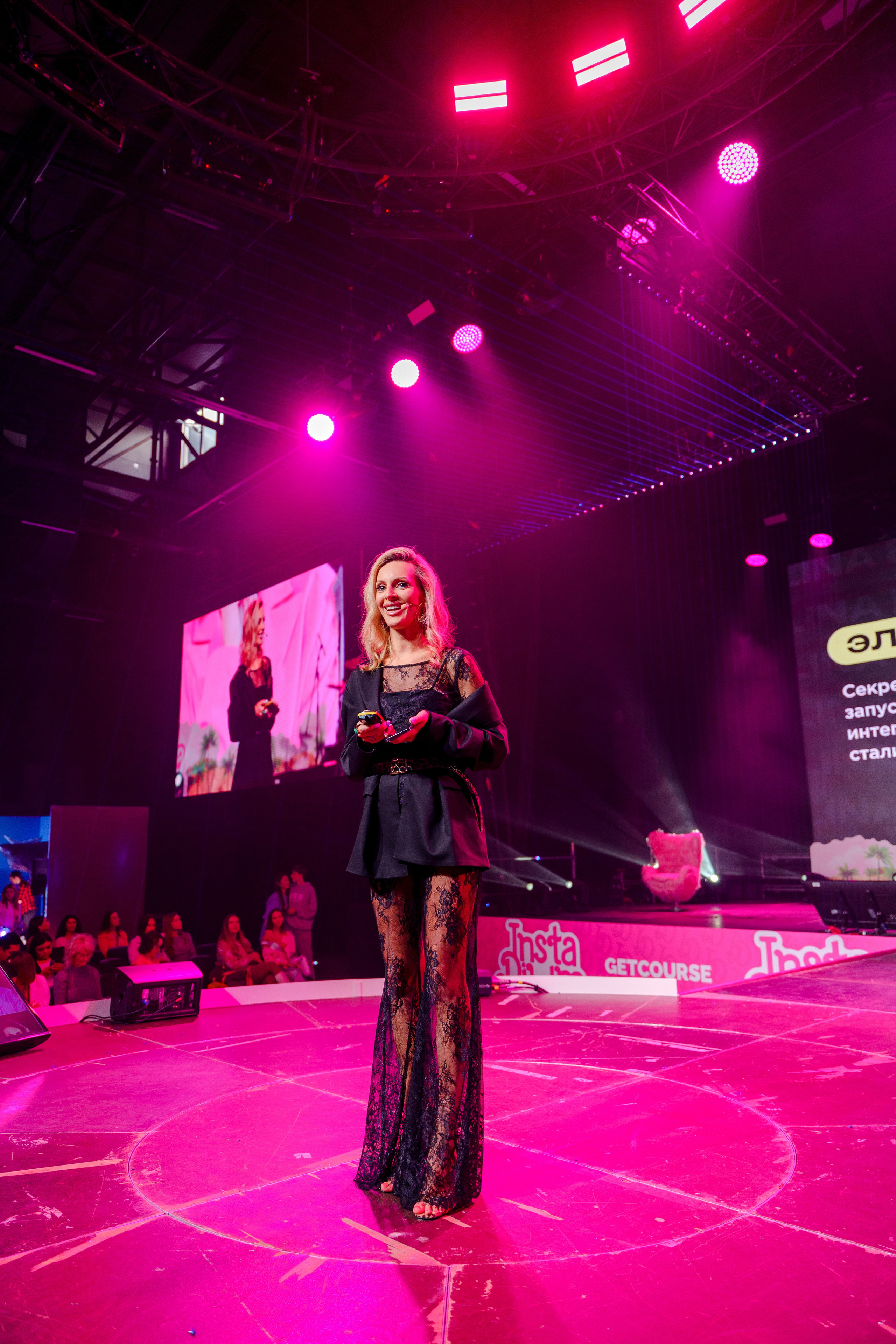 Репортажный фотограф на конференцию инфобизнесменов в Москве Инстадиум. Репортажный фотограф Москва Сергей Дружинин