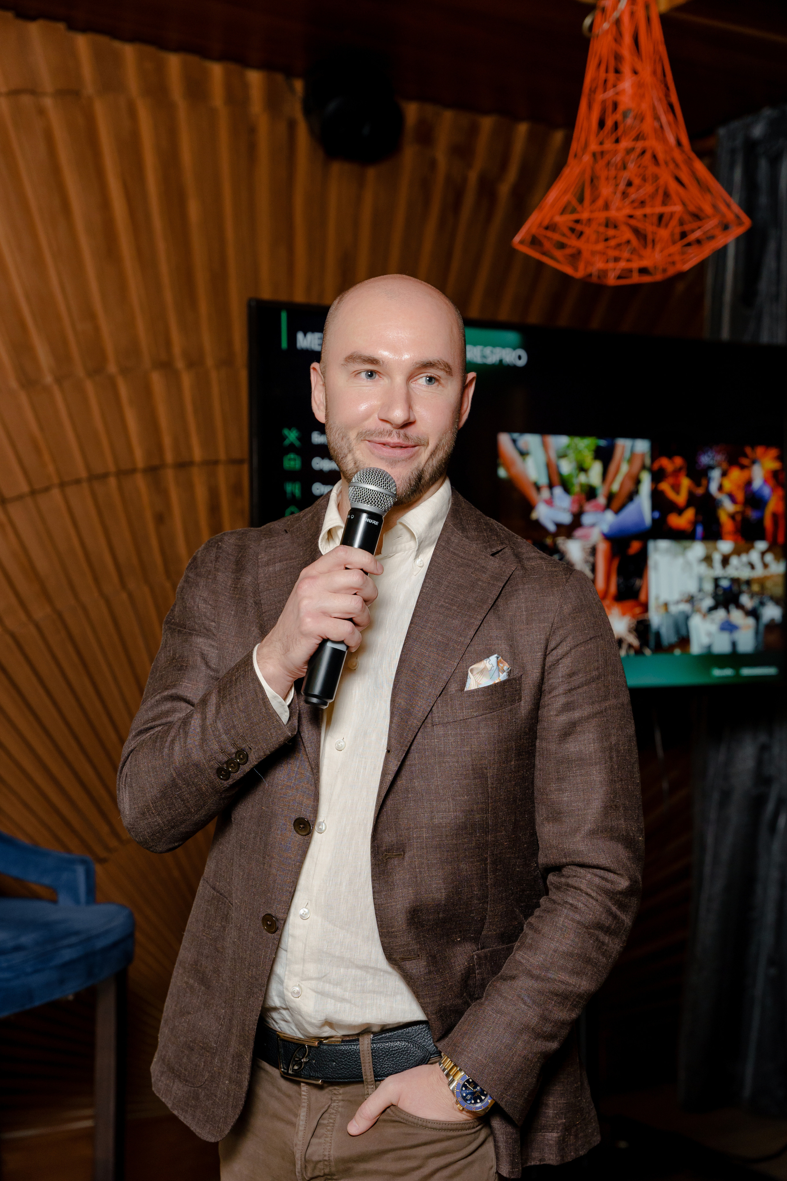 Репортажный фотограф на бизнес завтрак, пресс ланч Москва. Репортажный фотограф Москва Сергей Дружинин