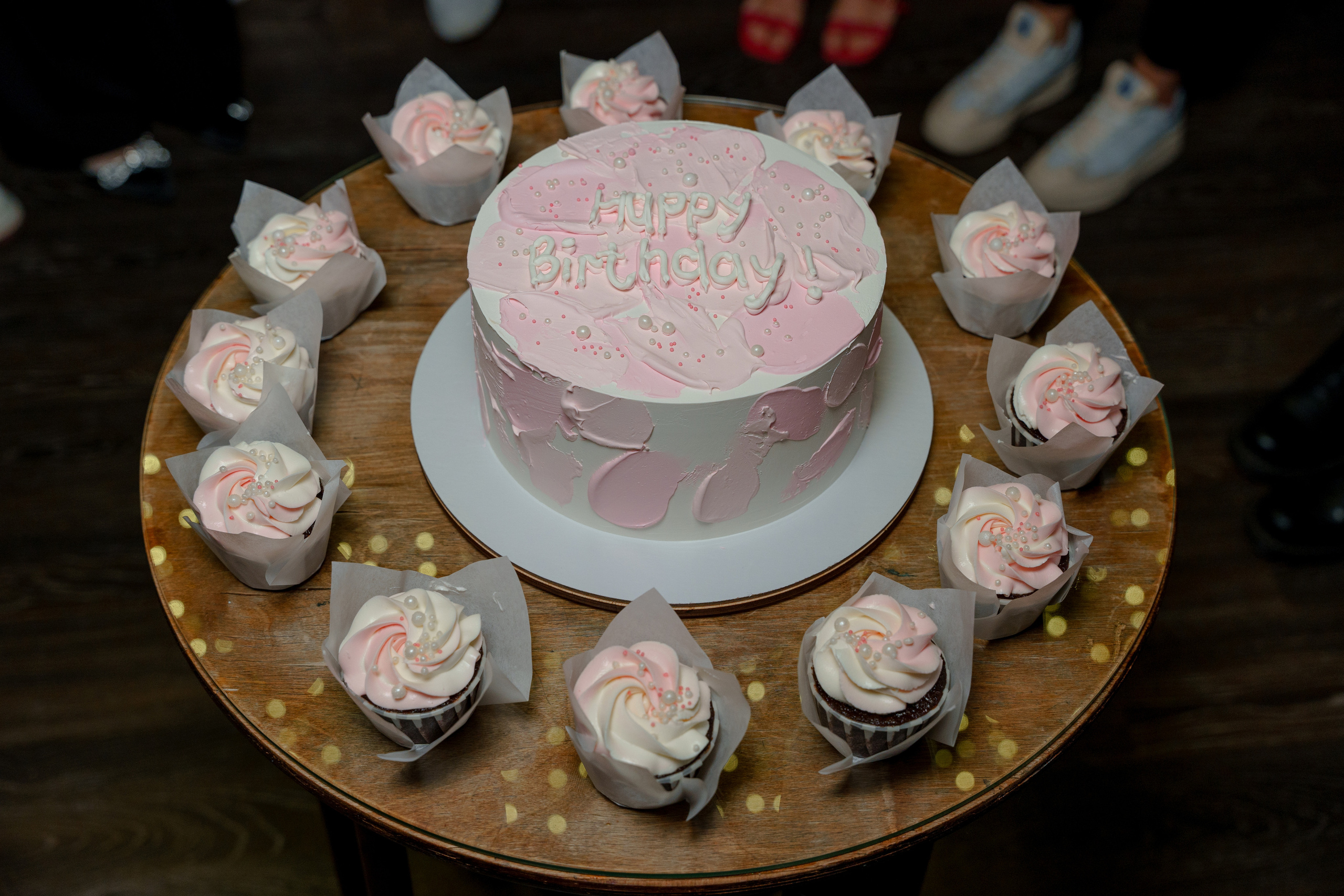 Репортажный фотограф на день рождения в Москве. Репортажный фотограф Москва Сергей Дружинин