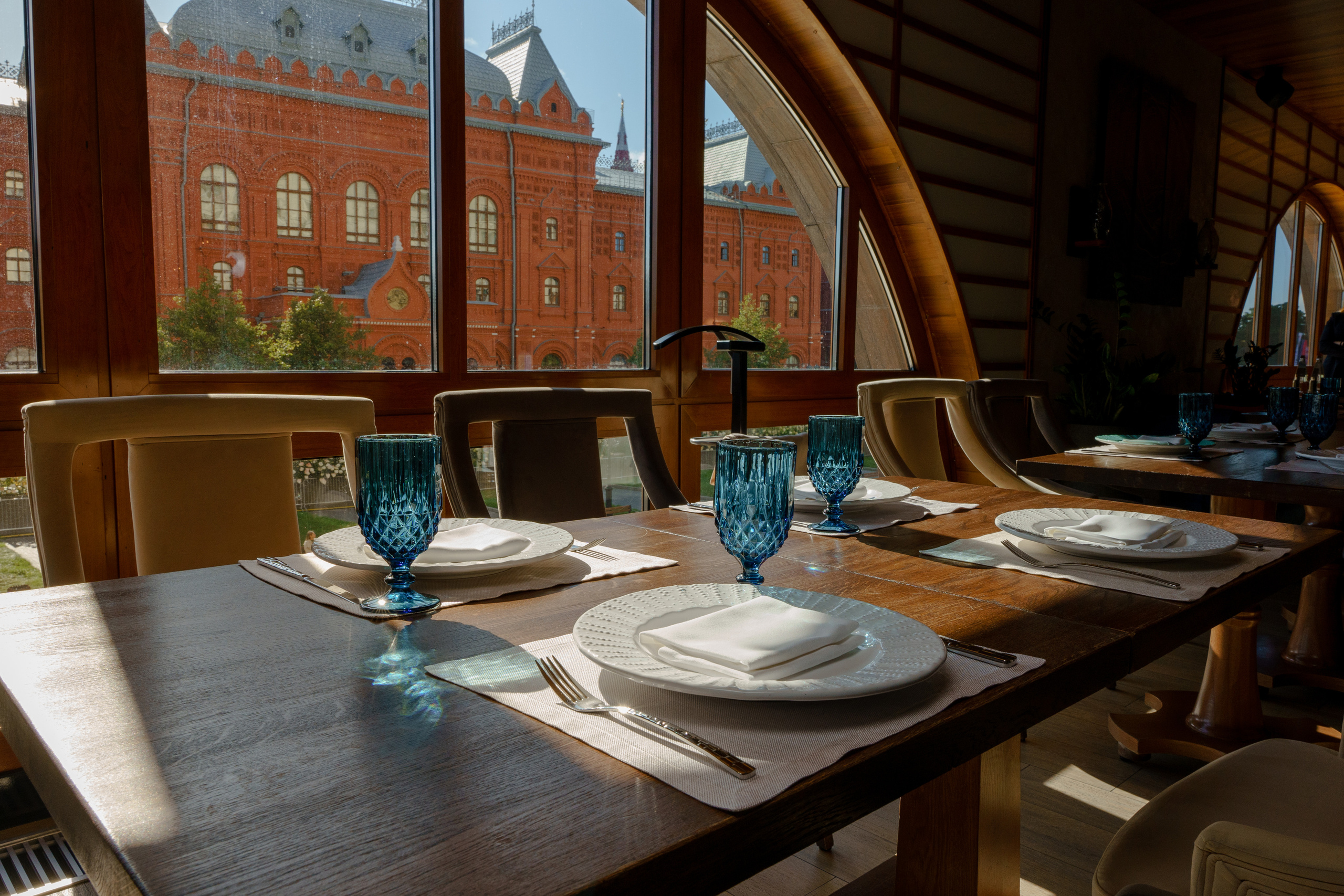 Репортажный фотограф на бизнес завтрак, пресс ланч Москва. Репортажный фотограф Москва Сергей Дружинин