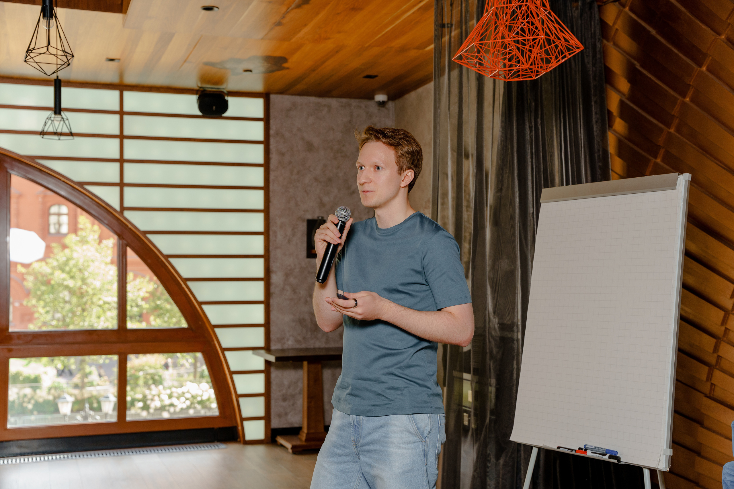 Репортажный фотограф на бизнес завтрак, пресс ланч Москва. Репортажный фотограф Москва Сергей Дружинин