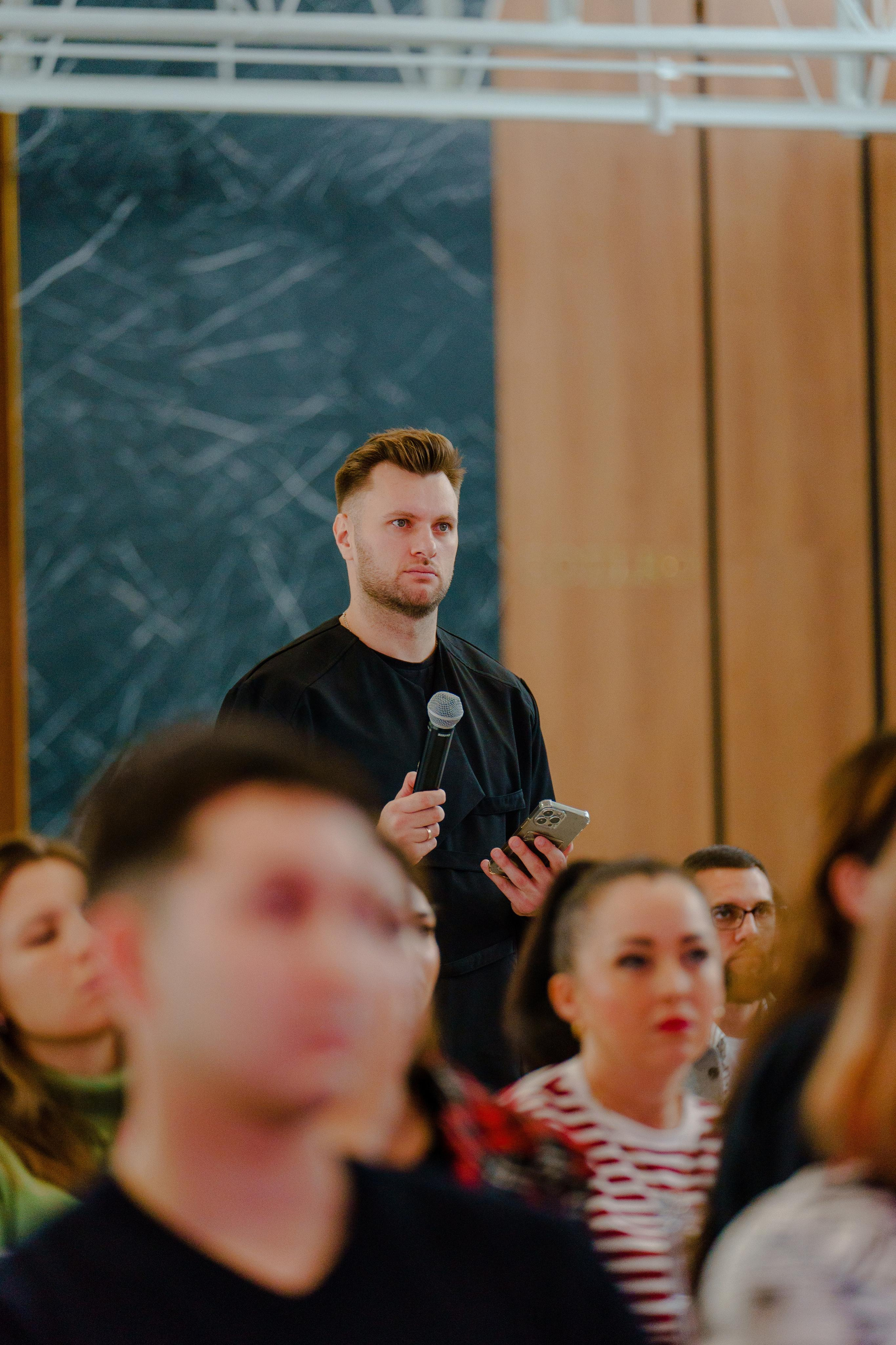 Фотограф на конференцию InstaDium Сергей Дружинин. Репортажный фотограф Москва Сергей Дружинин