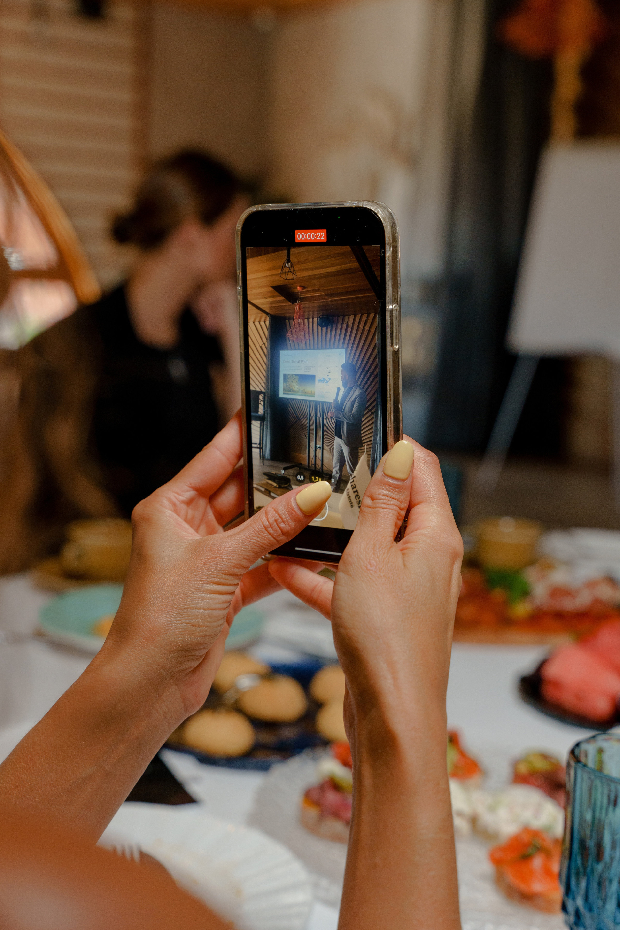 Репортажный фотограф на бизнес завтрак, пресс ланч Москва. Репортажный фотограф Москва Сергей Дружинин