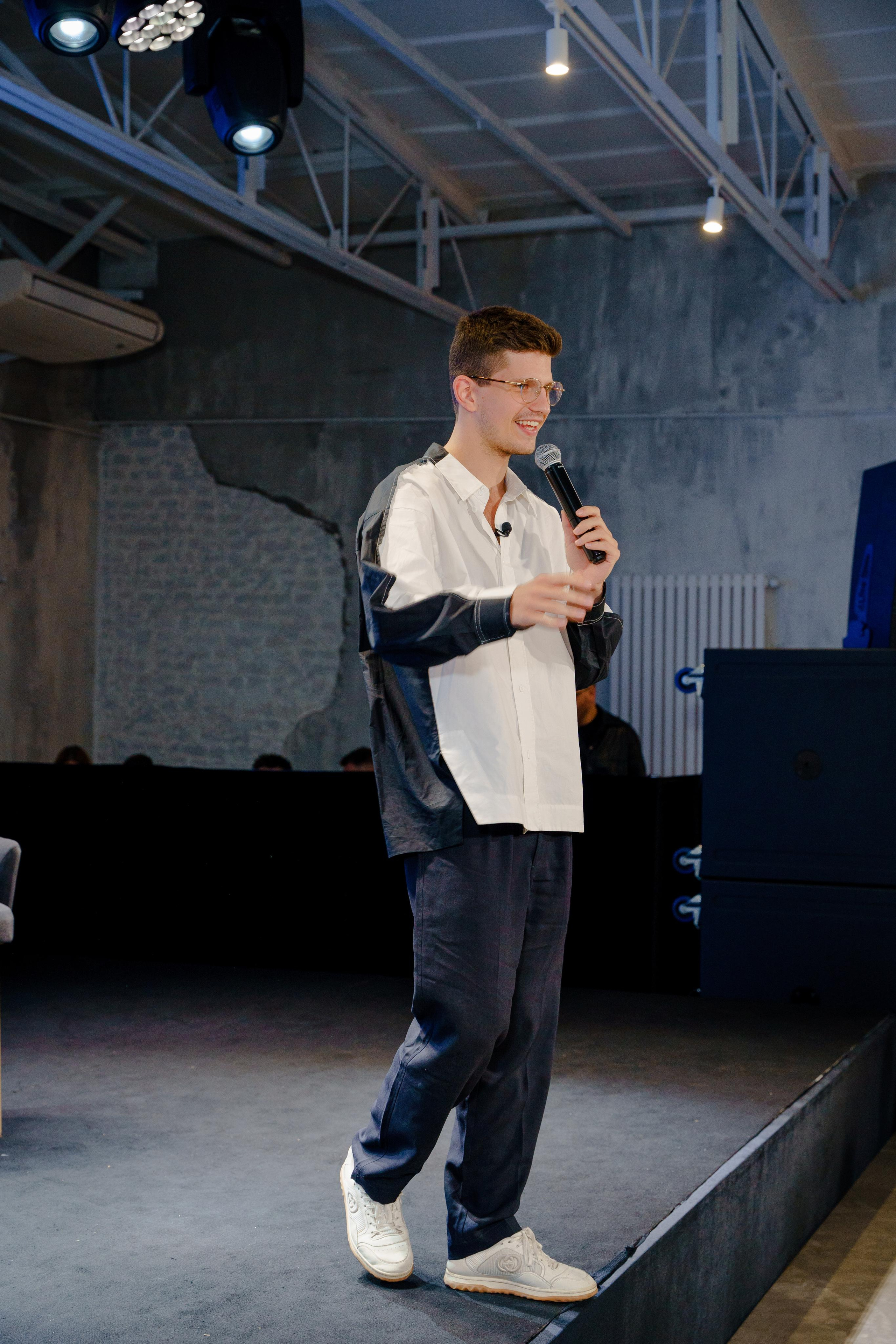 Фотограф на конференцию InstaDium Сергей Дружинин. Репортажный фотограф Москва Сергей Дружинин