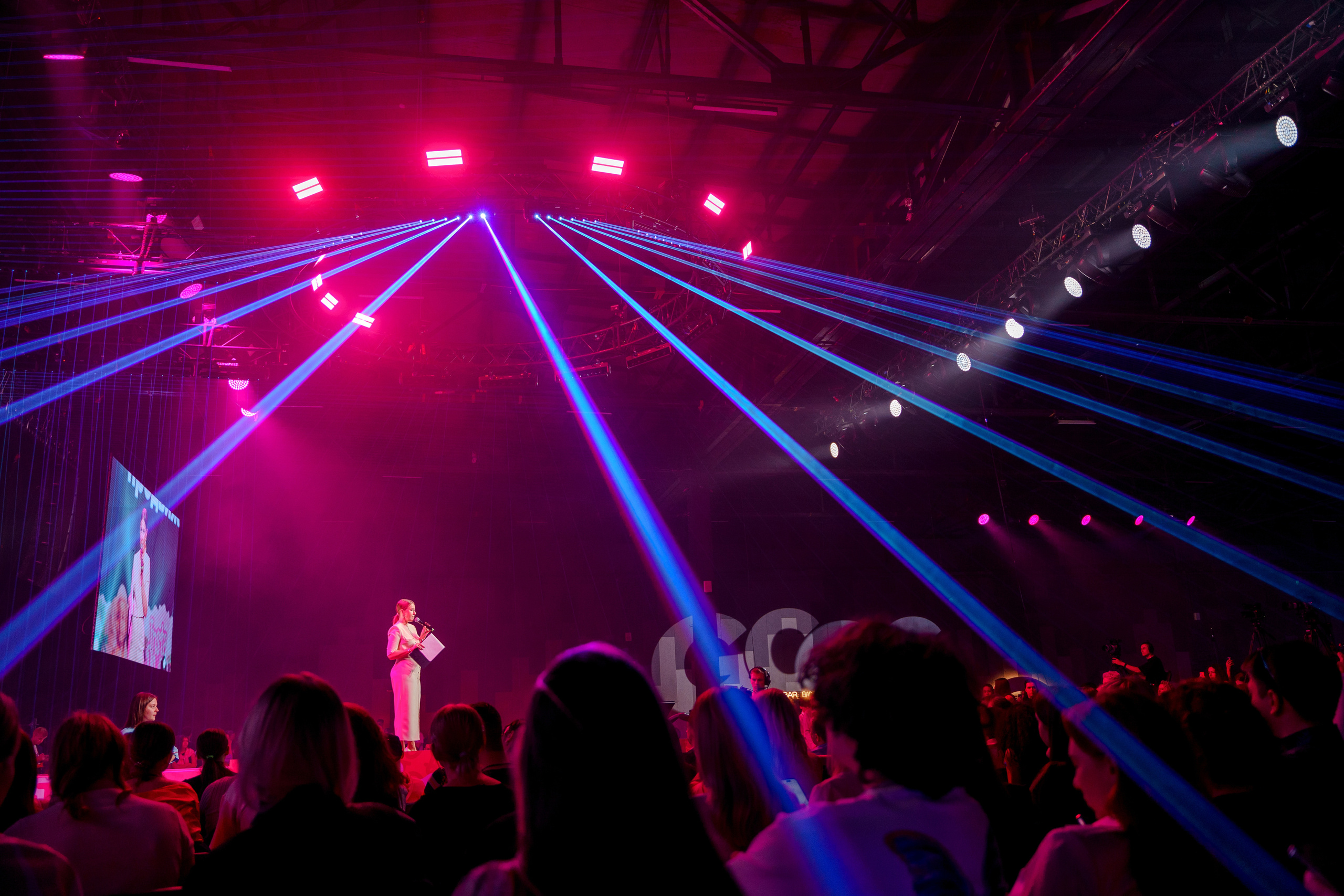 Репортажный фотограф на конференцию инфобизнесменов в Москве Инстадиум. Репортажный фотограф Москва Сергей Дружинин