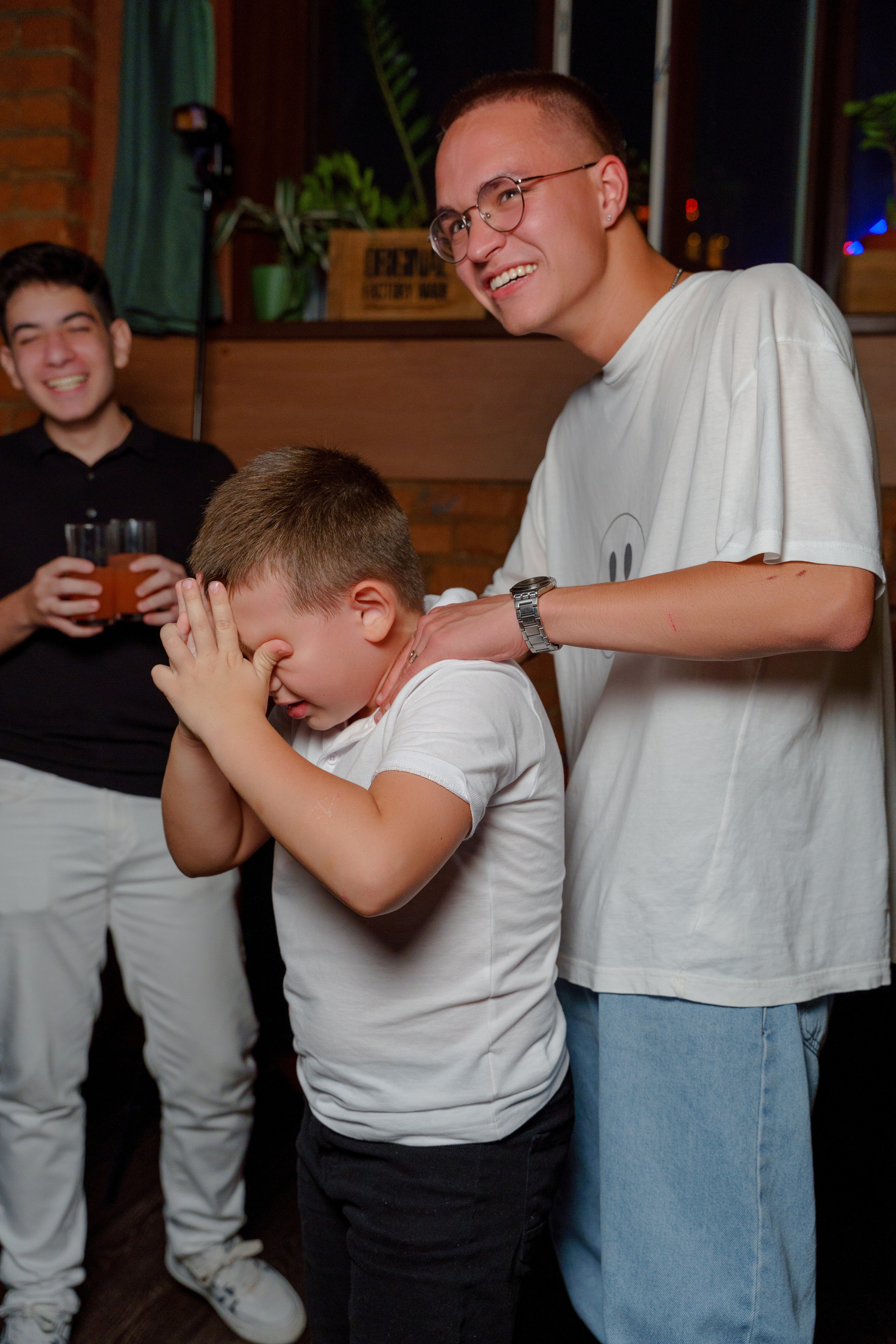 Репортажный фотограф на день рождения в Москве. Репортажный фотограф Москва Сергей Дружинин
