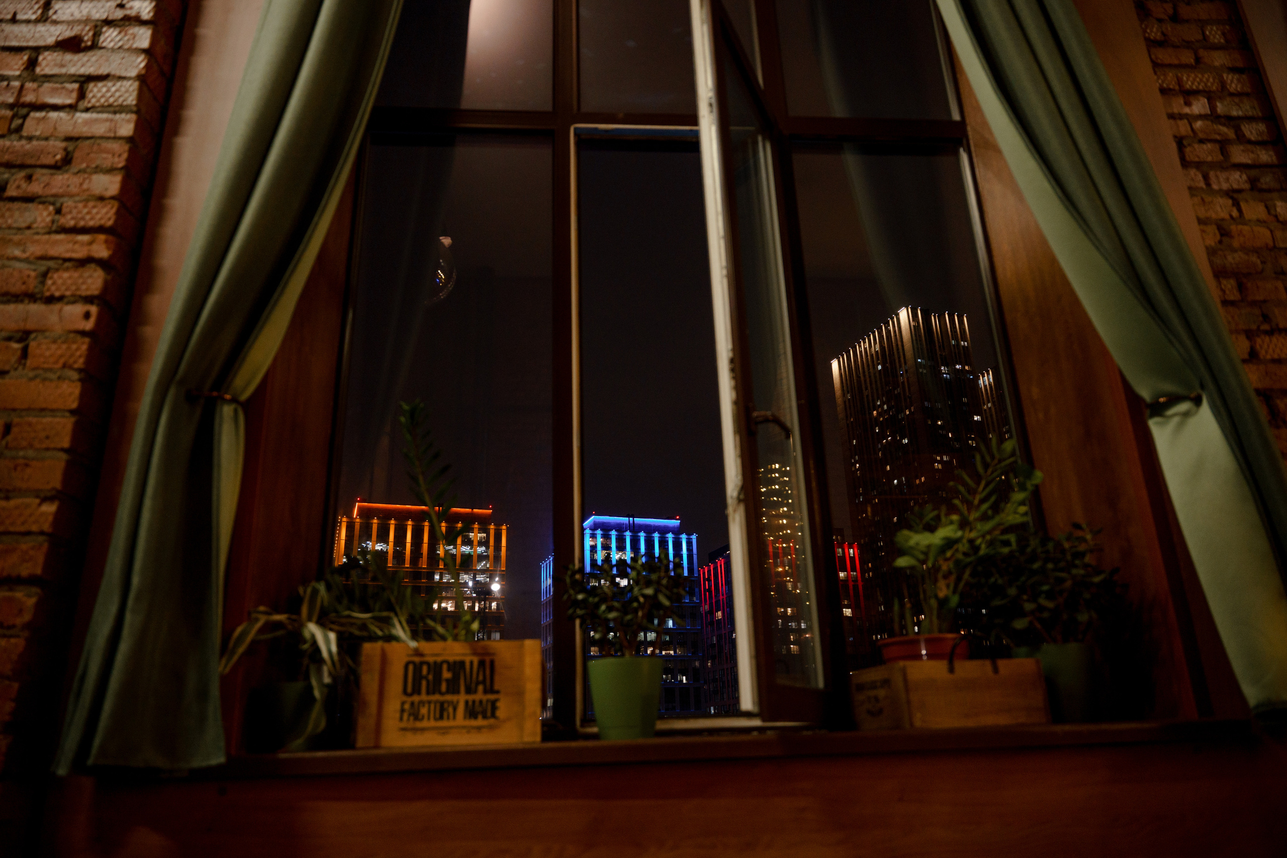 Репортажный фотограф на день рождения в Москве. Репортажный фотограф Москва Сергей Дружинин