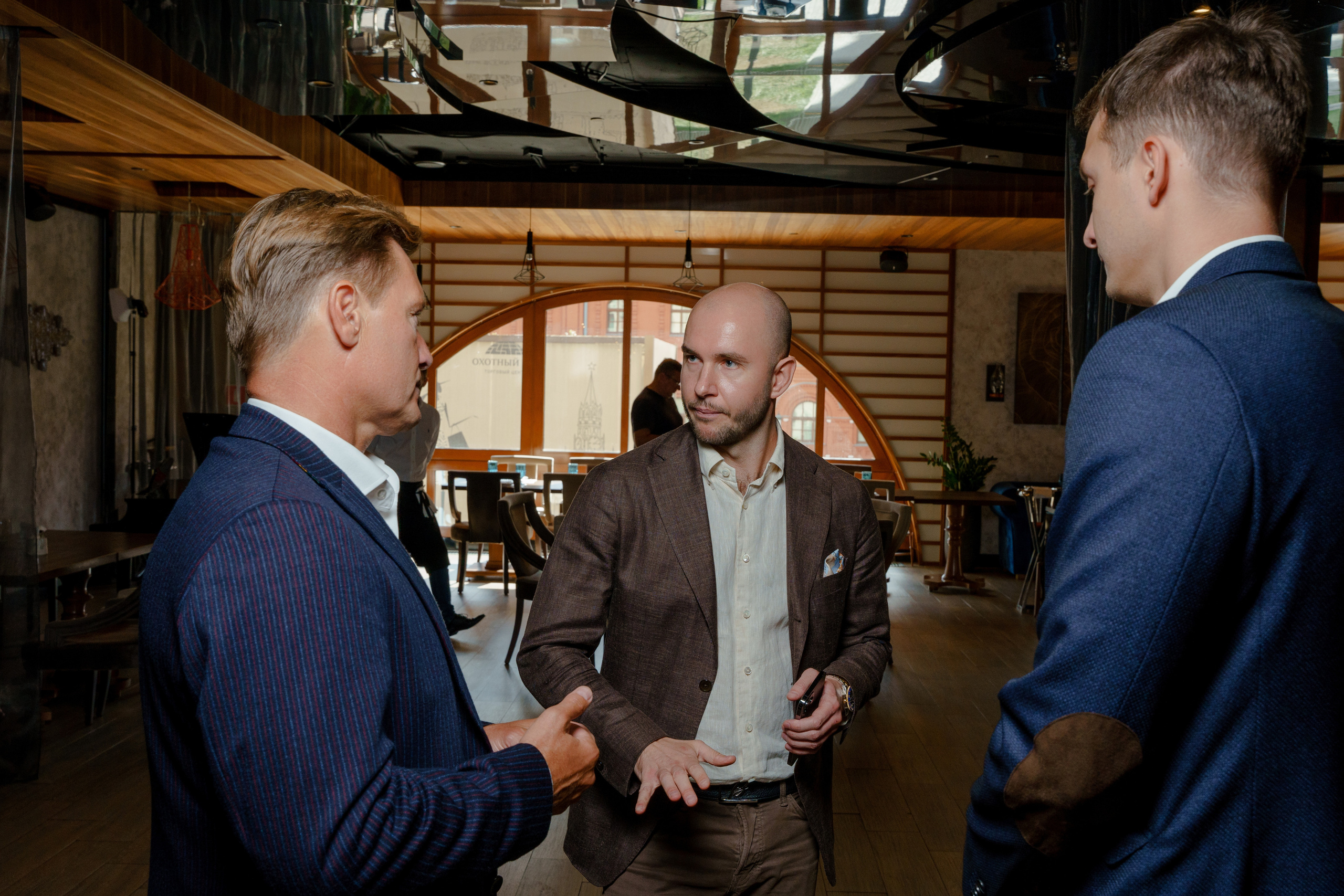 Фотограф на пресс ланч в Москве Сергей Дружинин