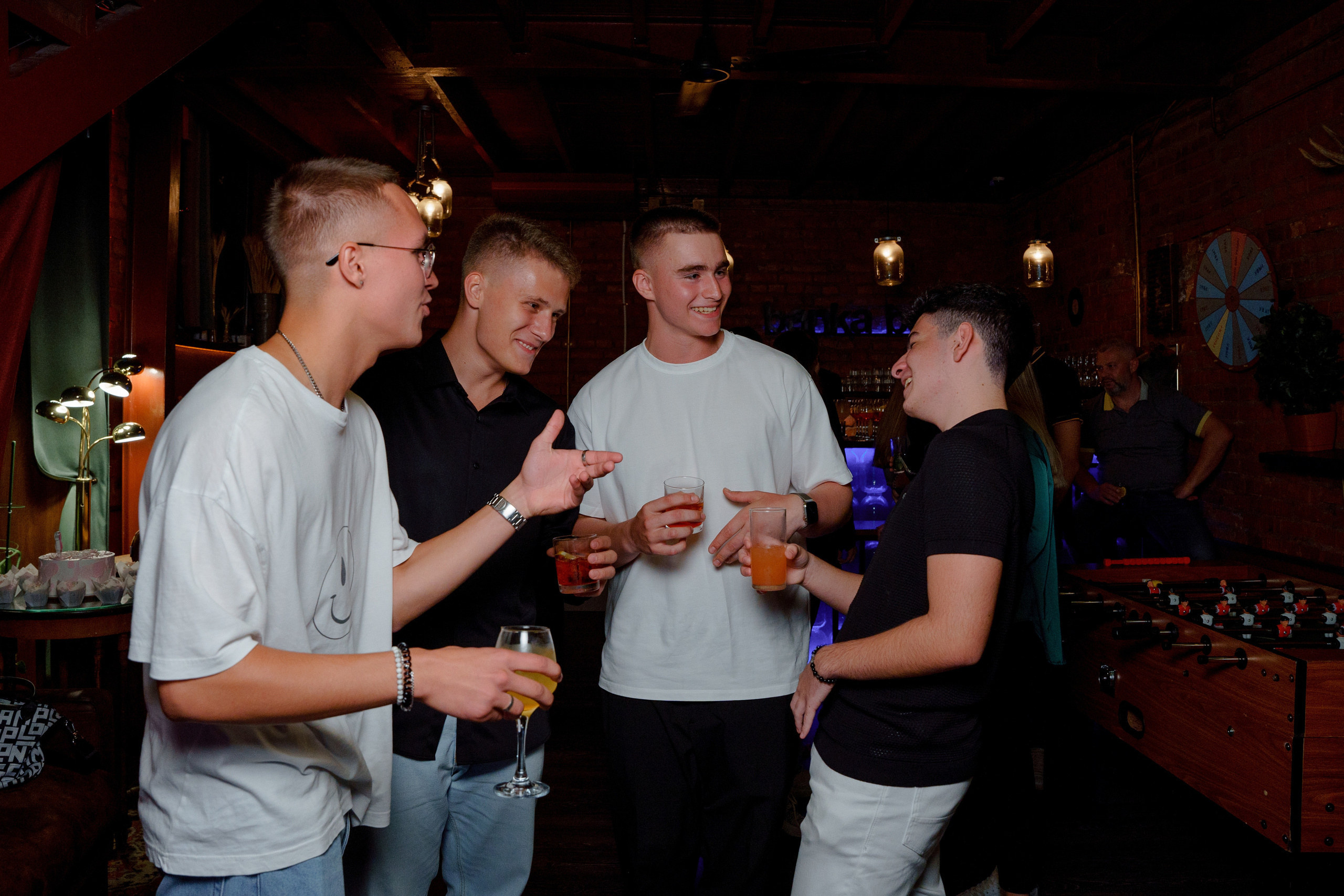 Репортажный фотограф на день рождения в Москве. Репортажный фотограф Москва Сергей Дружинин