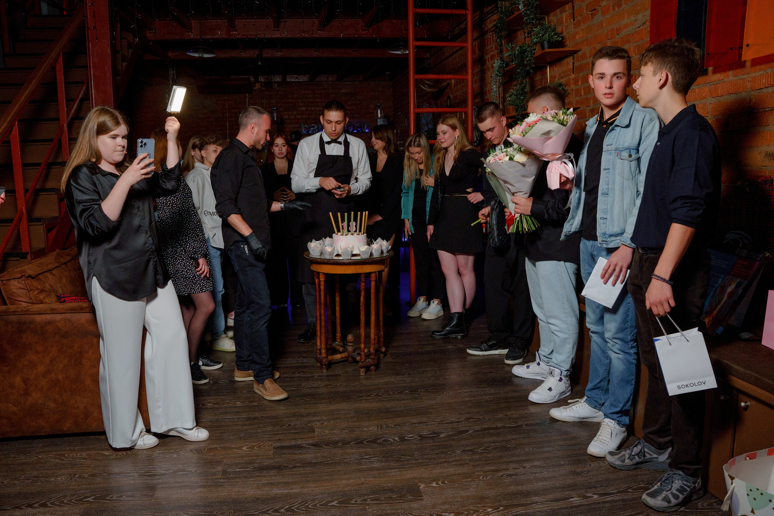 Репортажный фотограф на день рождения в Москве. Репортажный фотограф Москва Сергей Дружинин