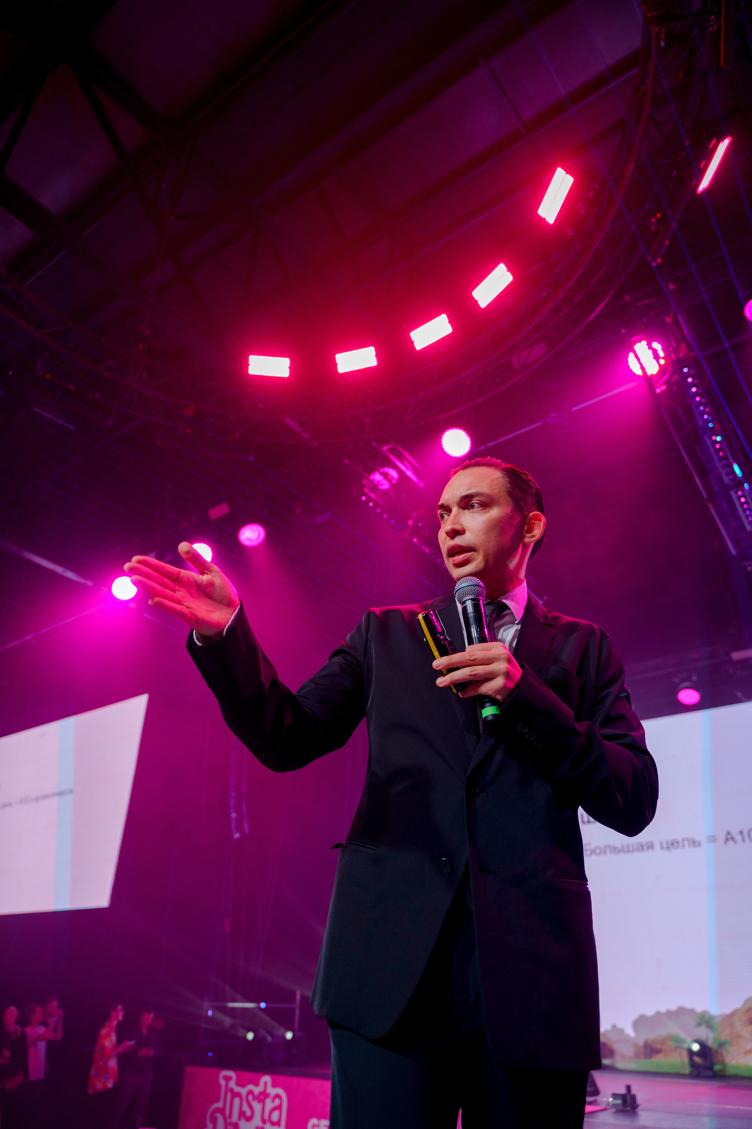 Репортажный фотограф на конференцию инфобизнесменов в Москве Инстадиум. Репортажный фотограф Москва Сергей Дружинин