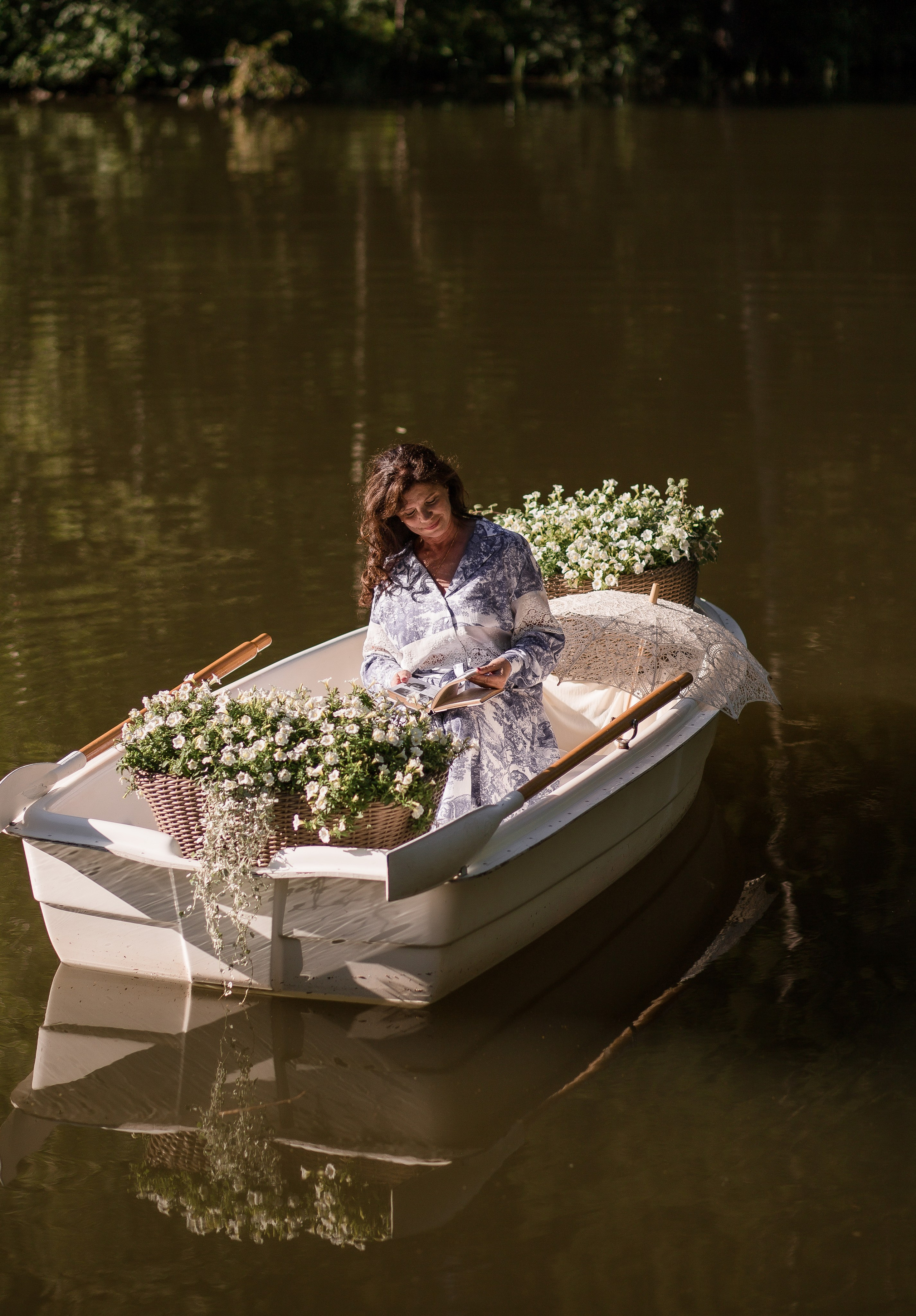 В лодке с цветами. Детский и семейный фотограф, Катерина Дементьева. Город Пермь