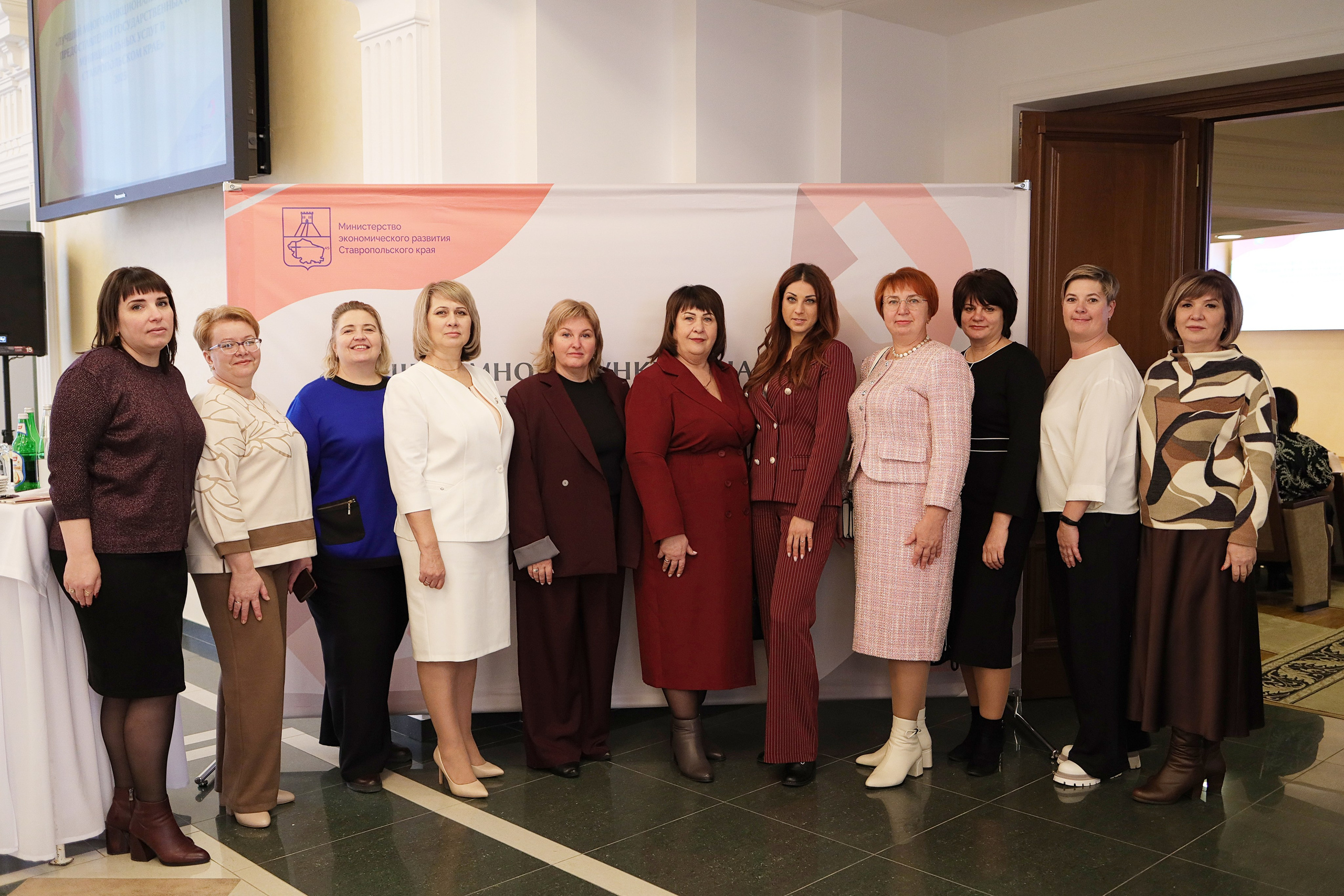 Лучший МФЦ. Портретный, семейный и репортажный фотограф в Ставрополе Ульяна Доценко