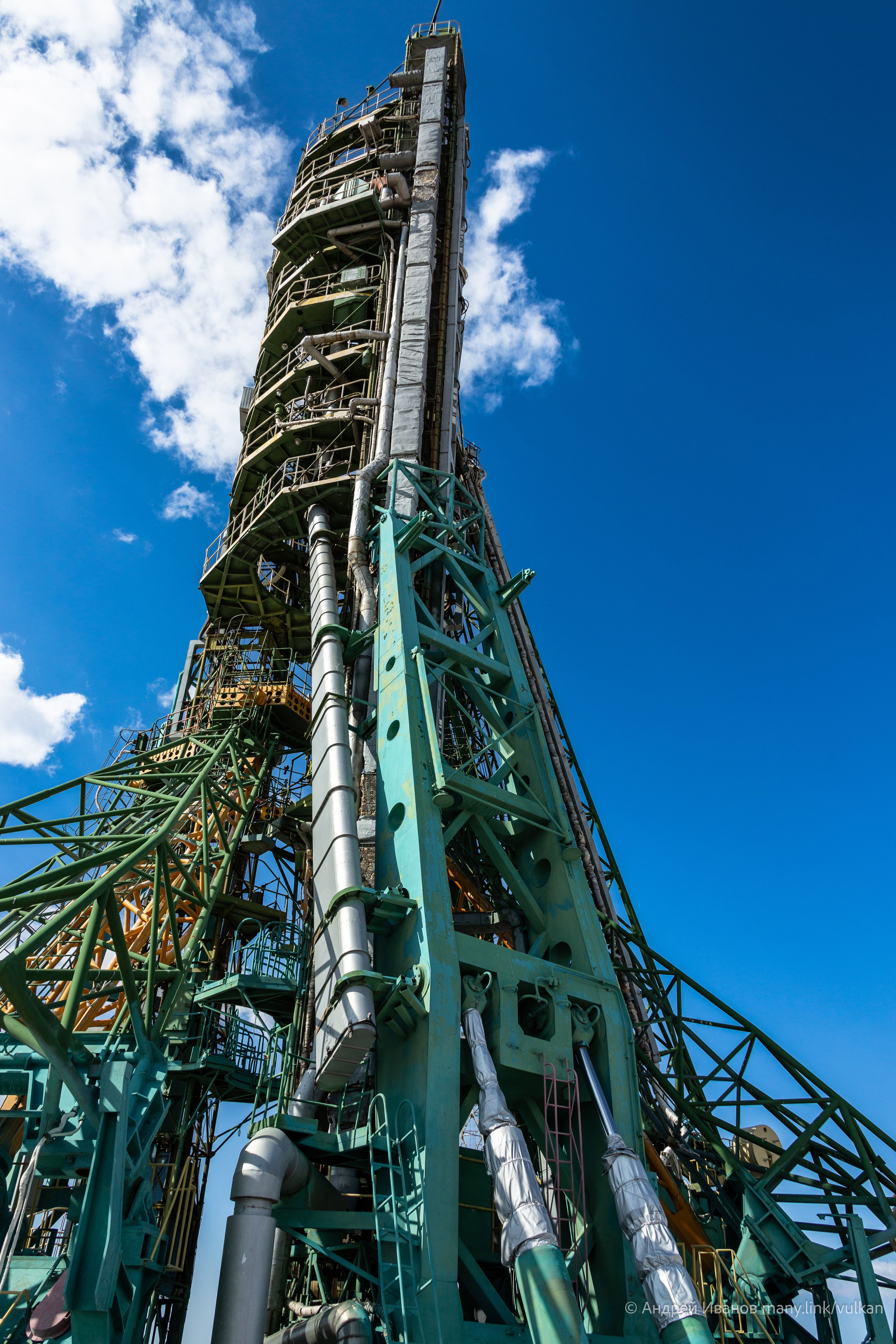 Перелёт на Байконур в 2026 г на самолётах АОН. Фотоальбом показывающий увлекательный мир авиации и мир медведей Андрея Иванова