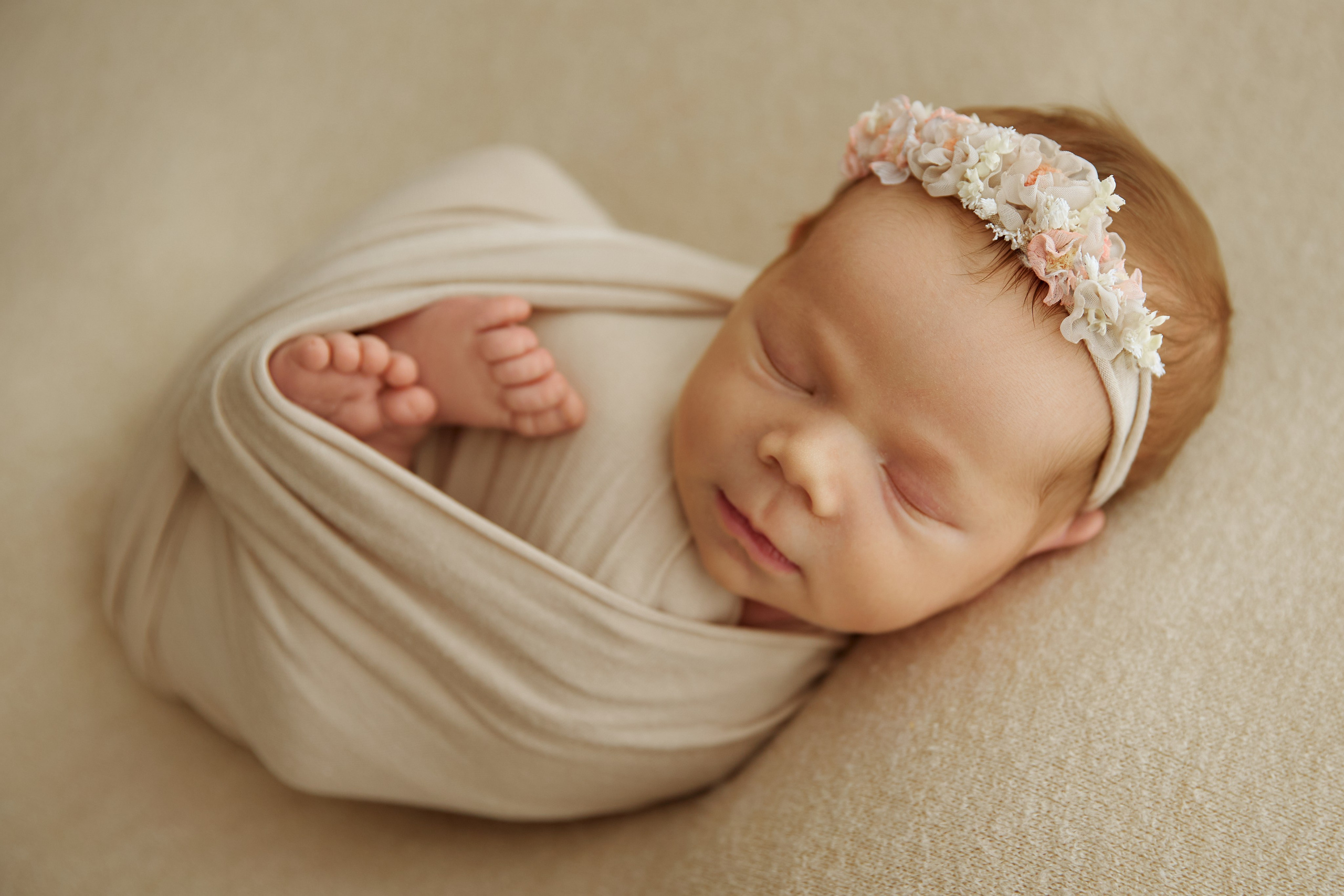 Стоимость НОВОРОЖДЕННЫХ. Фотограф женского портрета, беременности и материнства Харькова Елена