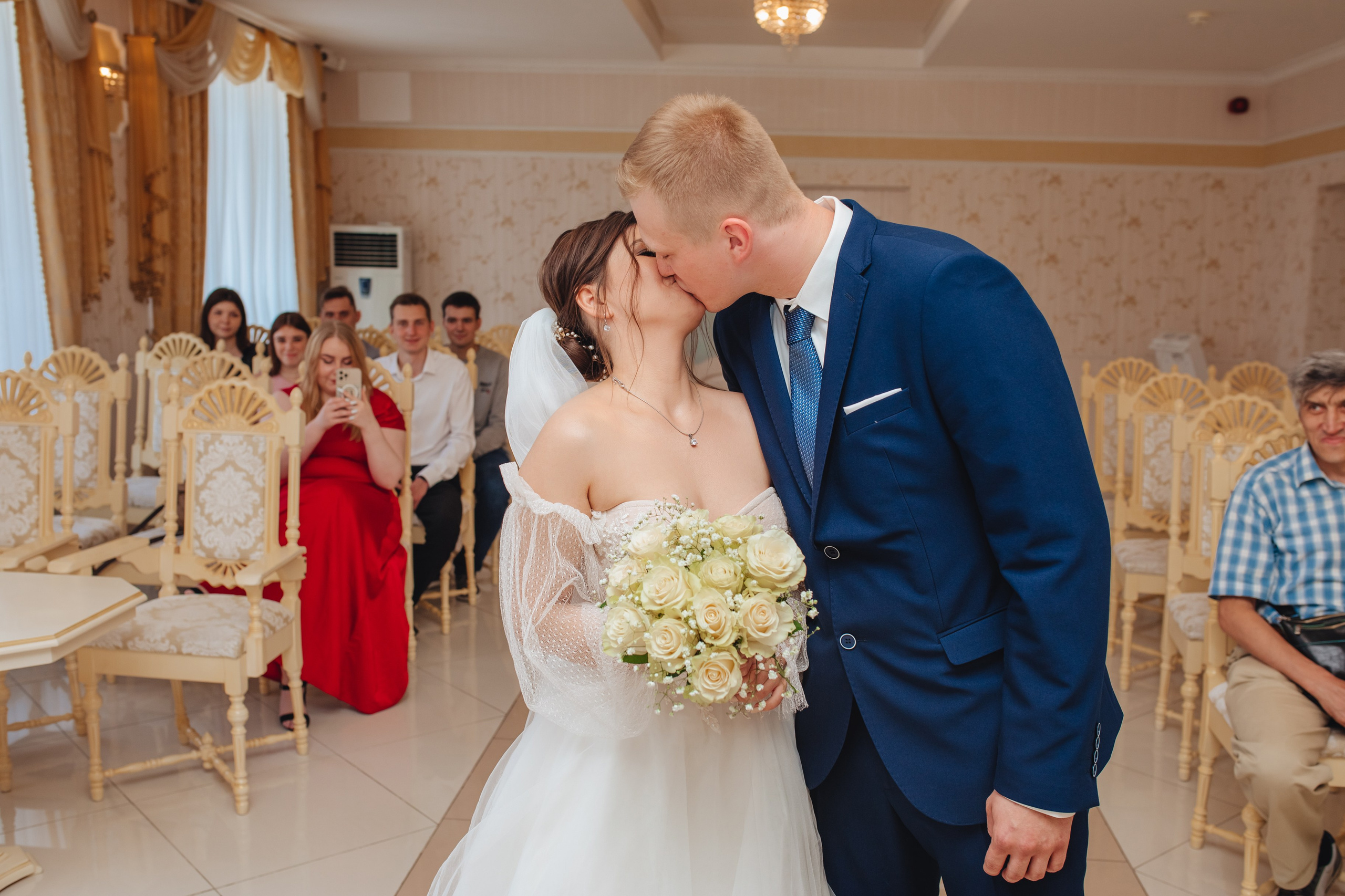 Василиса и Дмитрий. Прогулка в Пенатах. Свадебный и семейный фотограф в Санкт-Петербурге и Сестрорецке