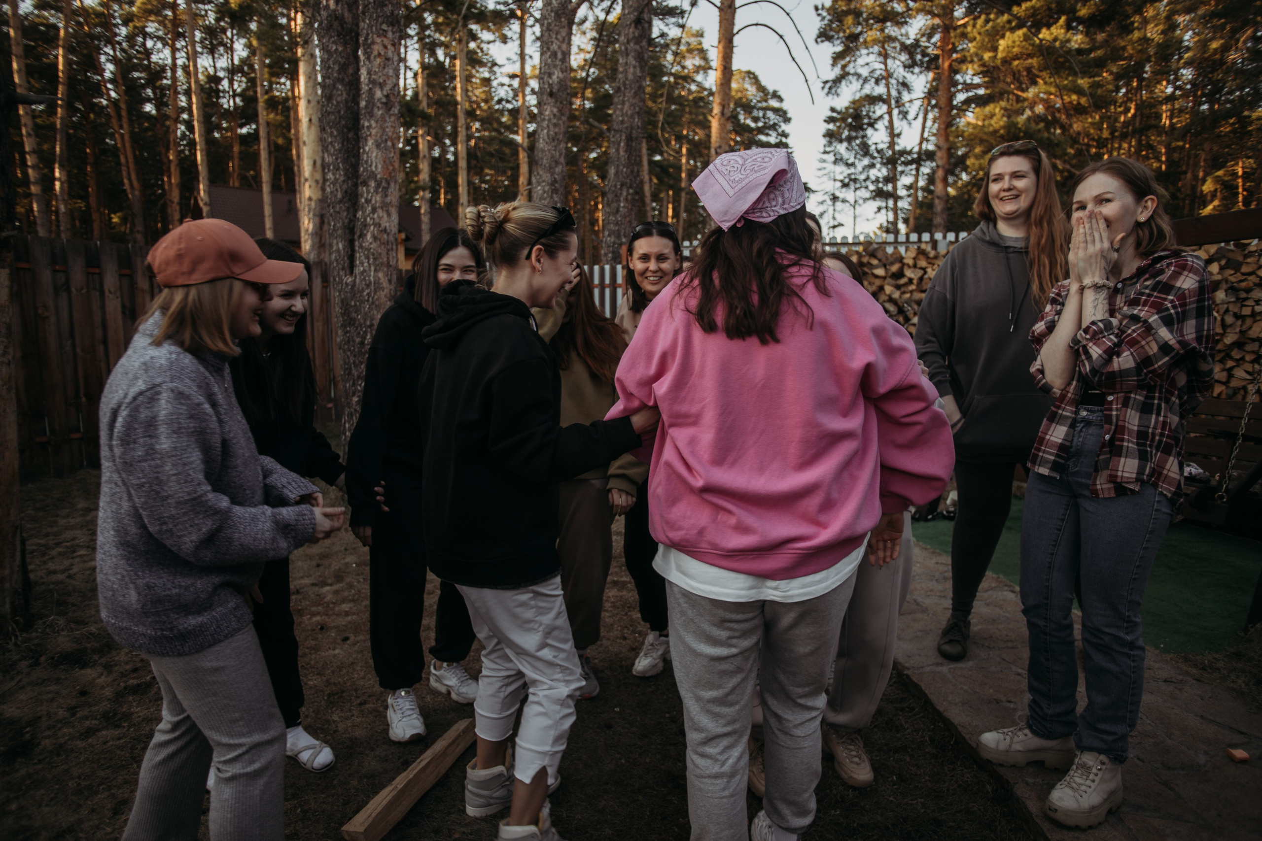 Корпоратив Muza_Arts. Венера Гайн. Репортажный фотограф  Тюмень. Обучение фотографии с 0