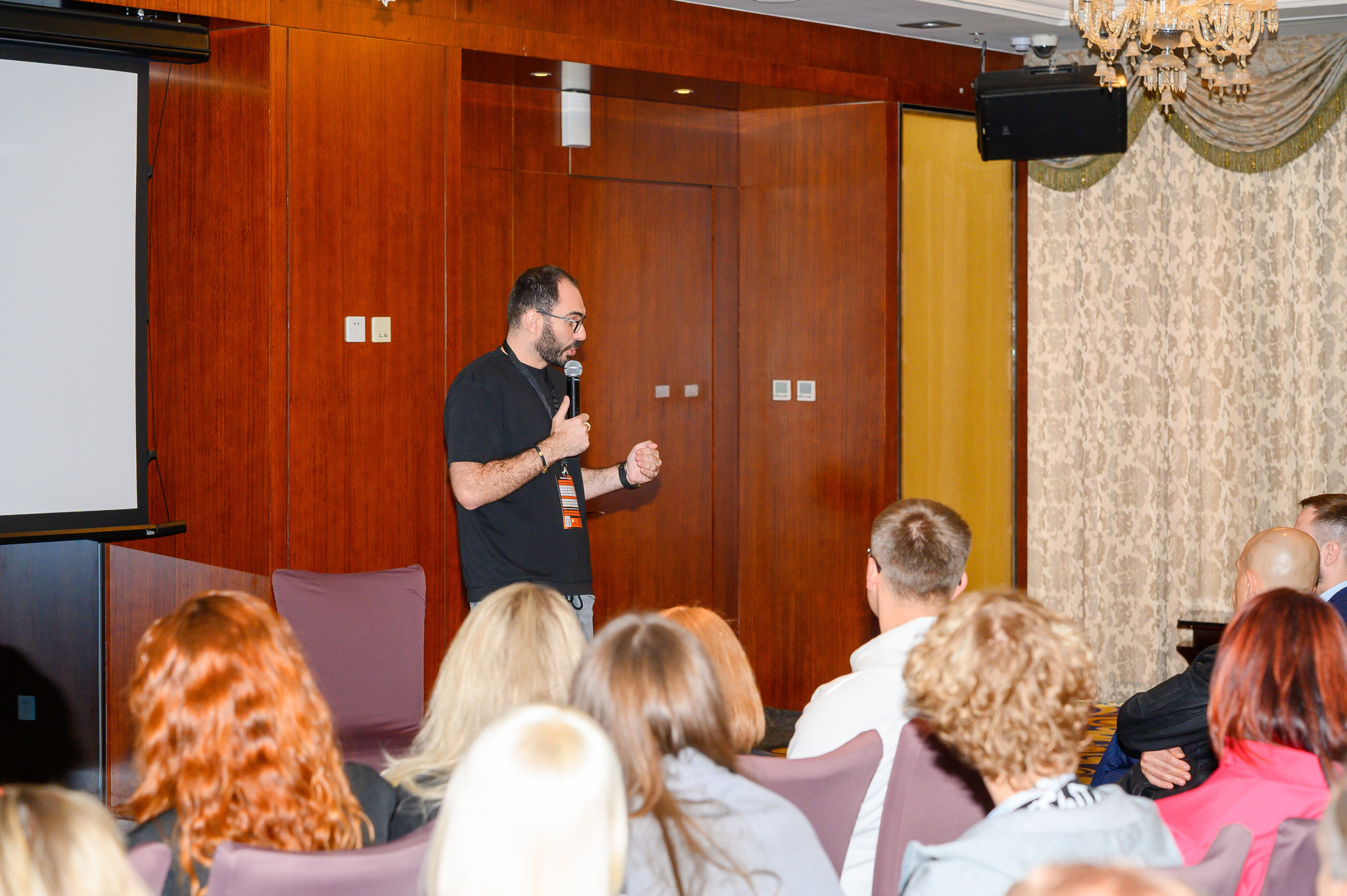 Репортажная съемка с открытия магазина. Фотоуслуги, услуги фотографа, фотографирование важных событий