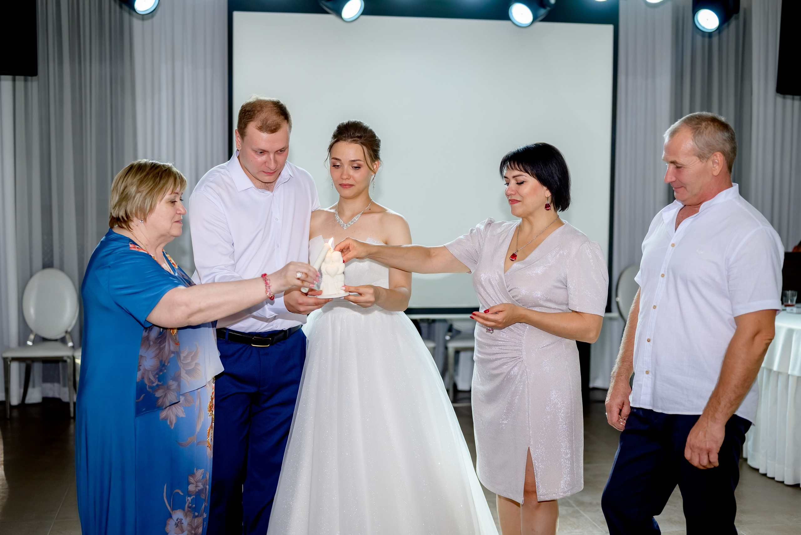 Банкетная часть. Юлия Басня семейный и свадебный фотограф в Донецке