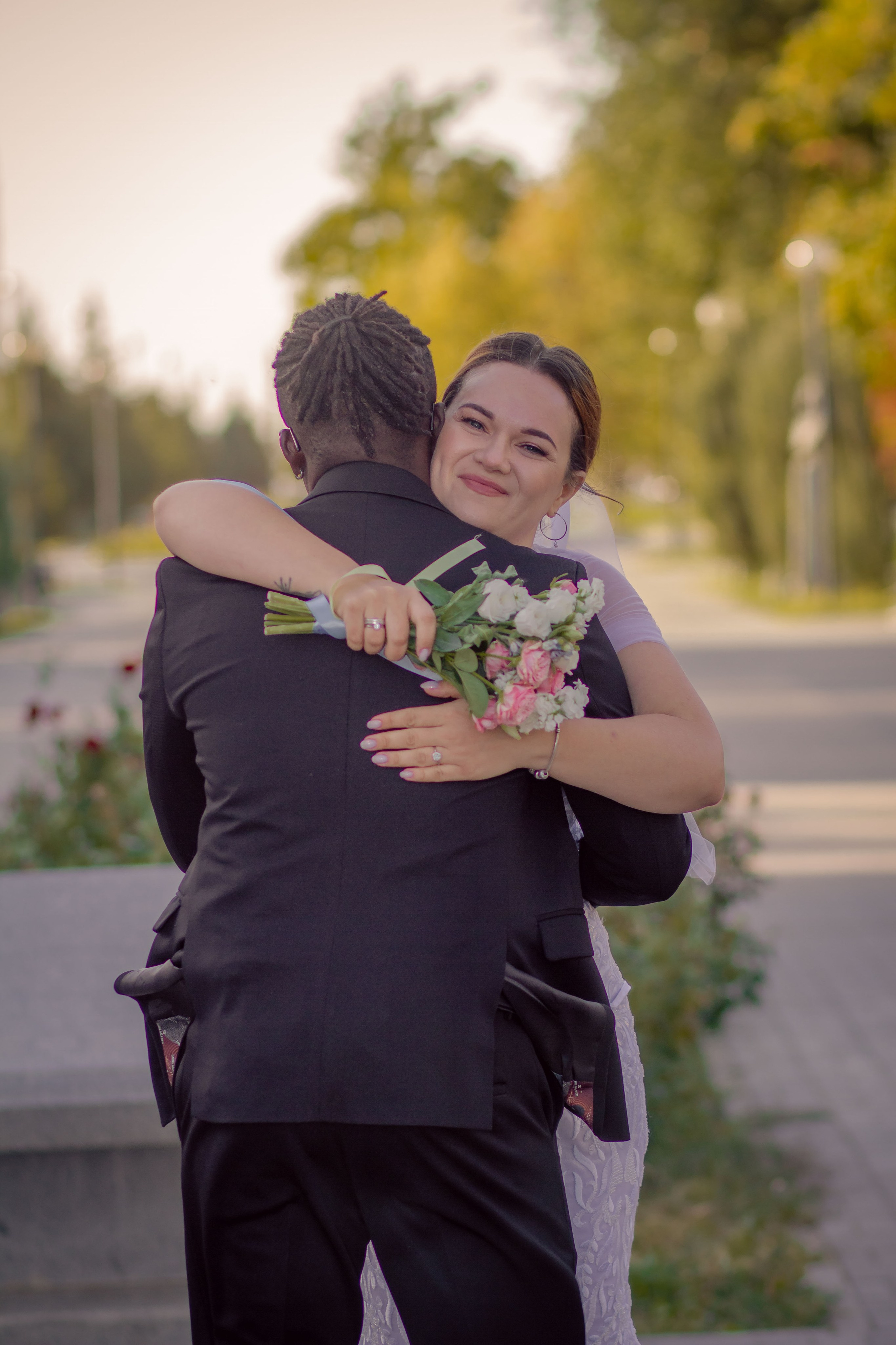 Alian Wedding. Mr RE Photography