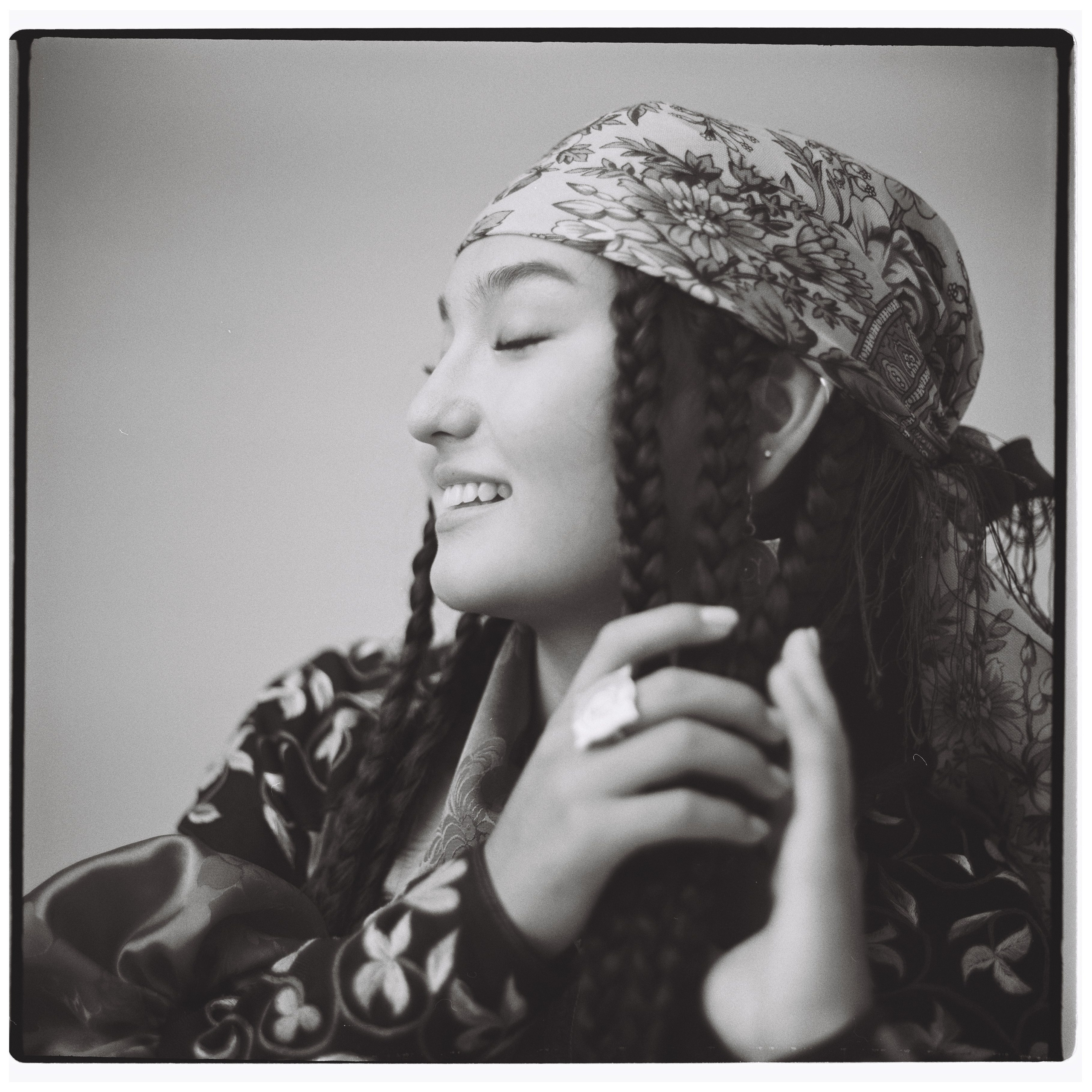 Аима (пленка 120 тип) / Iema (film 120). Фотограф Айдын Седип в Кызыле