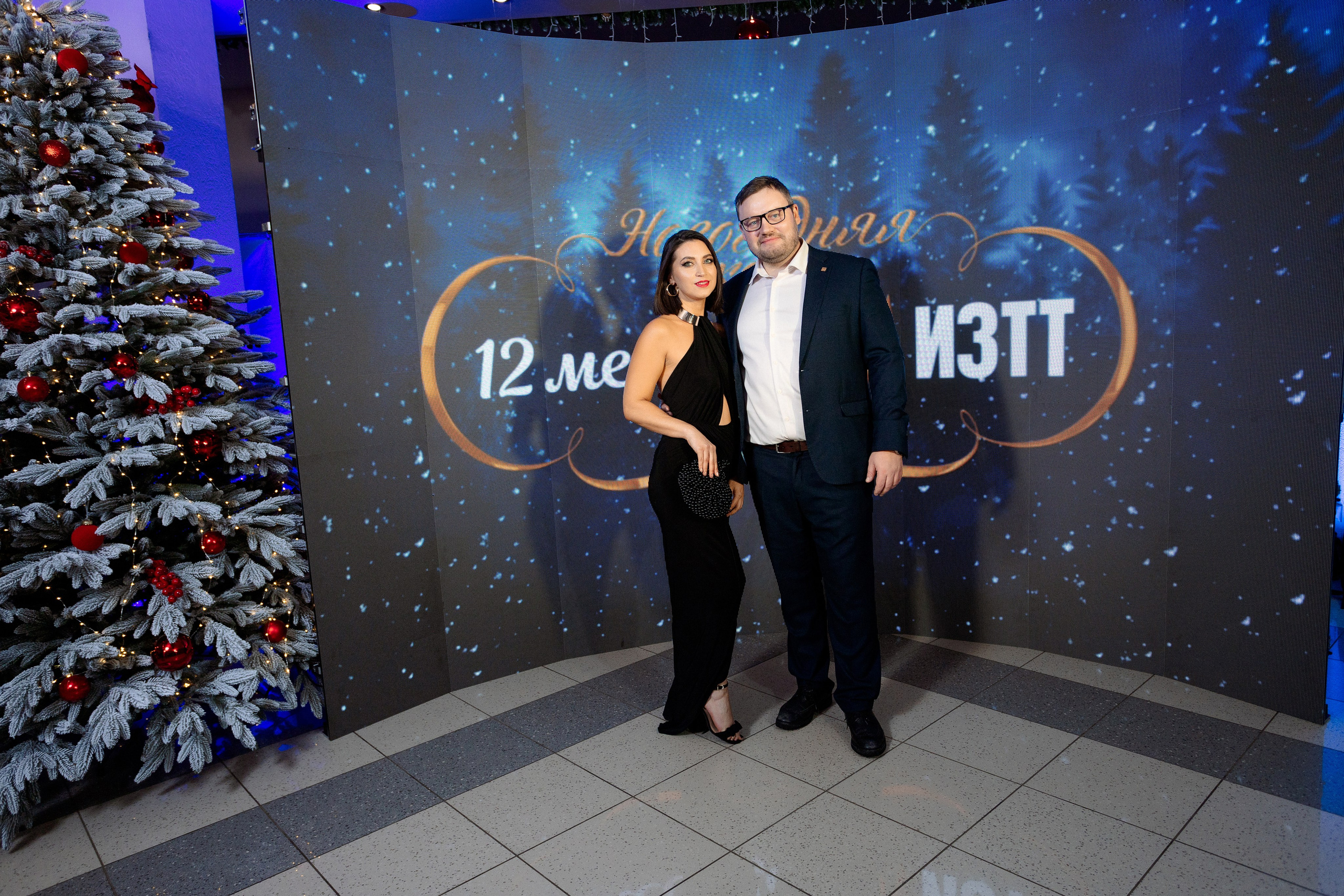 РЕПОРТАЖ: НОВЫЙ ГОД В ДК МЕТАЛЛУРГ. Профессиональный фотограф в Ижевске Леша Петров