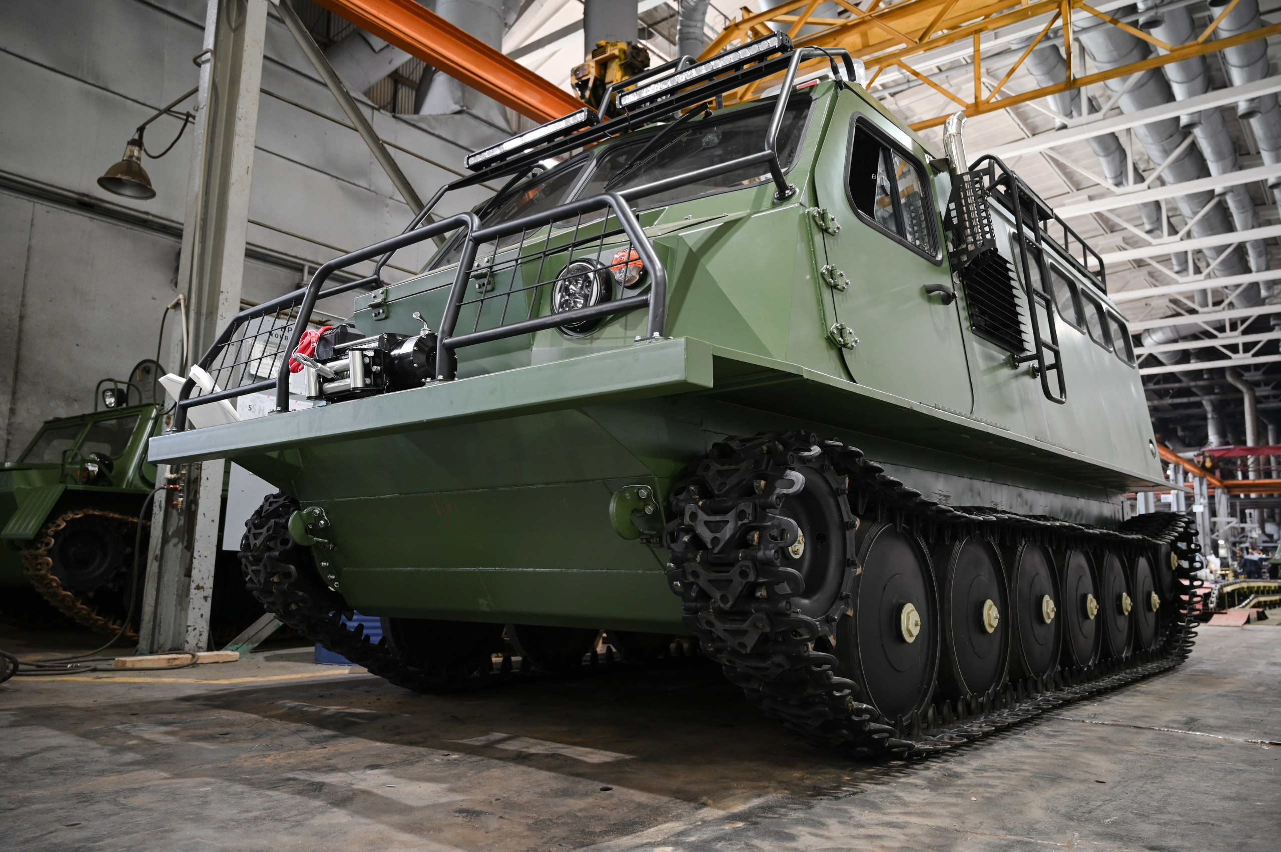 Плавающий гусеничный снегоболотоход ЗЗГТ-6039/6040. Фотограф Юсов Александр