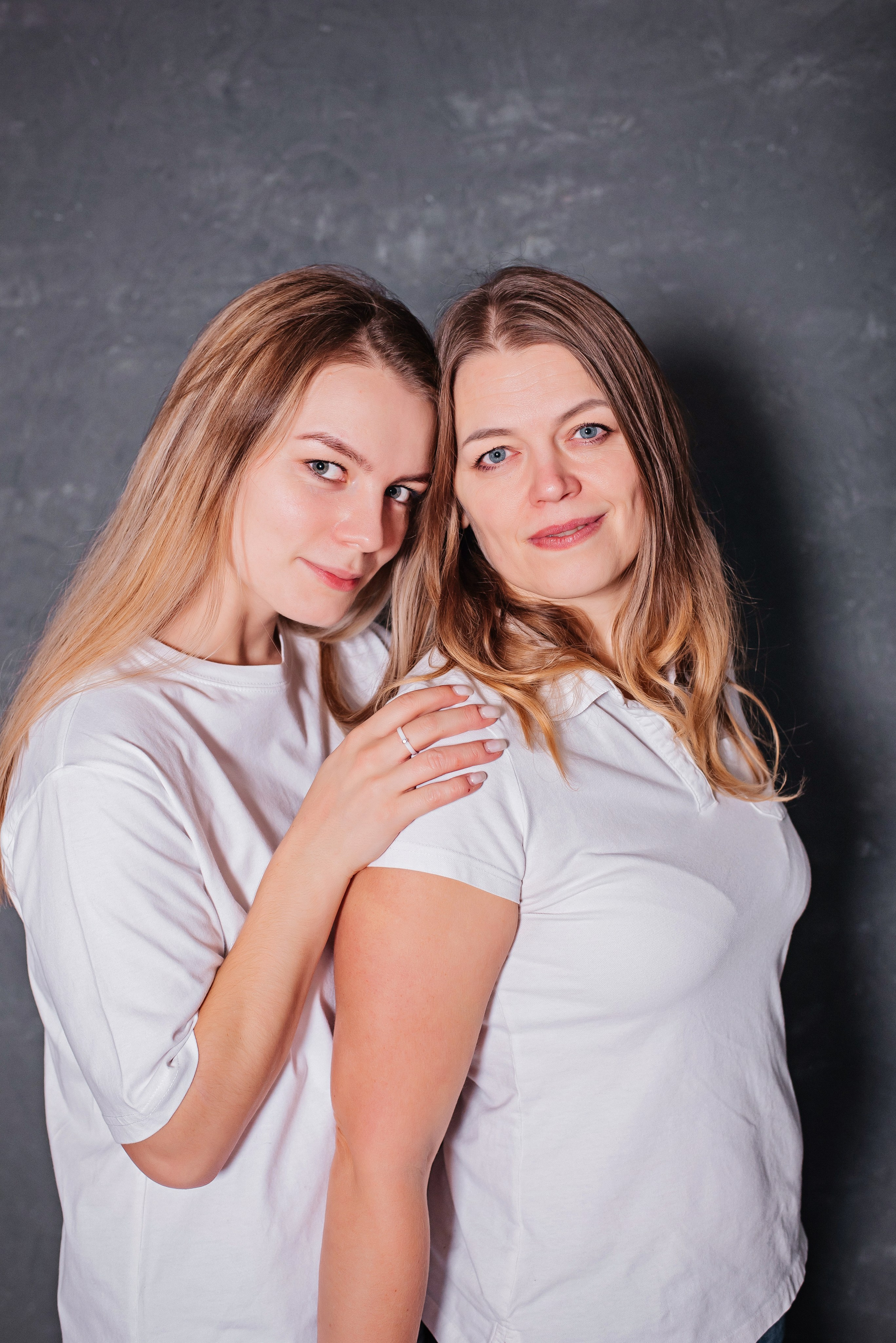 Виктория в студии. Детский и семейный фотограф выпускной альбом Приморско-Ахтарск