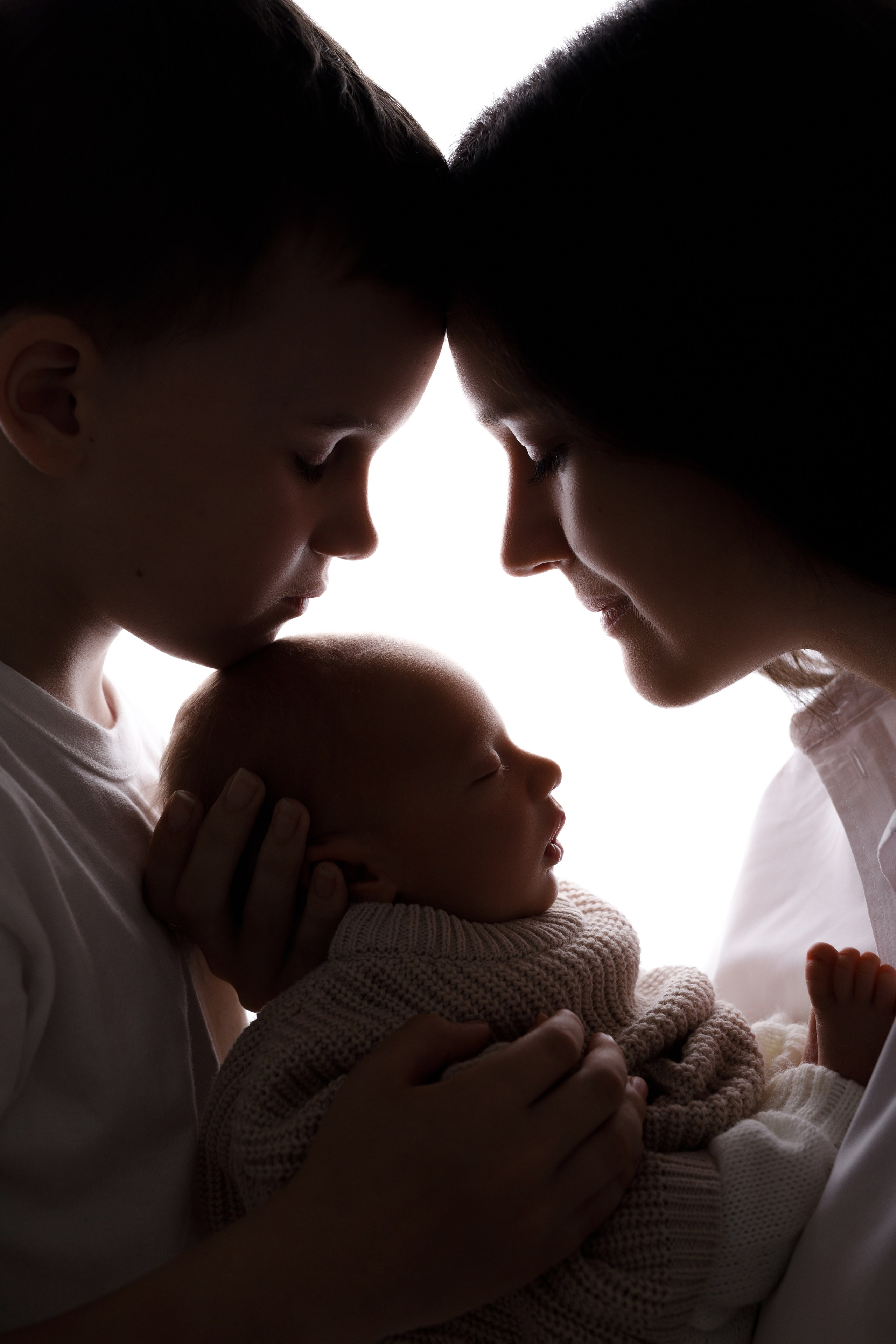 Семейные кадры newborn. Фотограф новорожденных в Ярославле Ольга Зимина