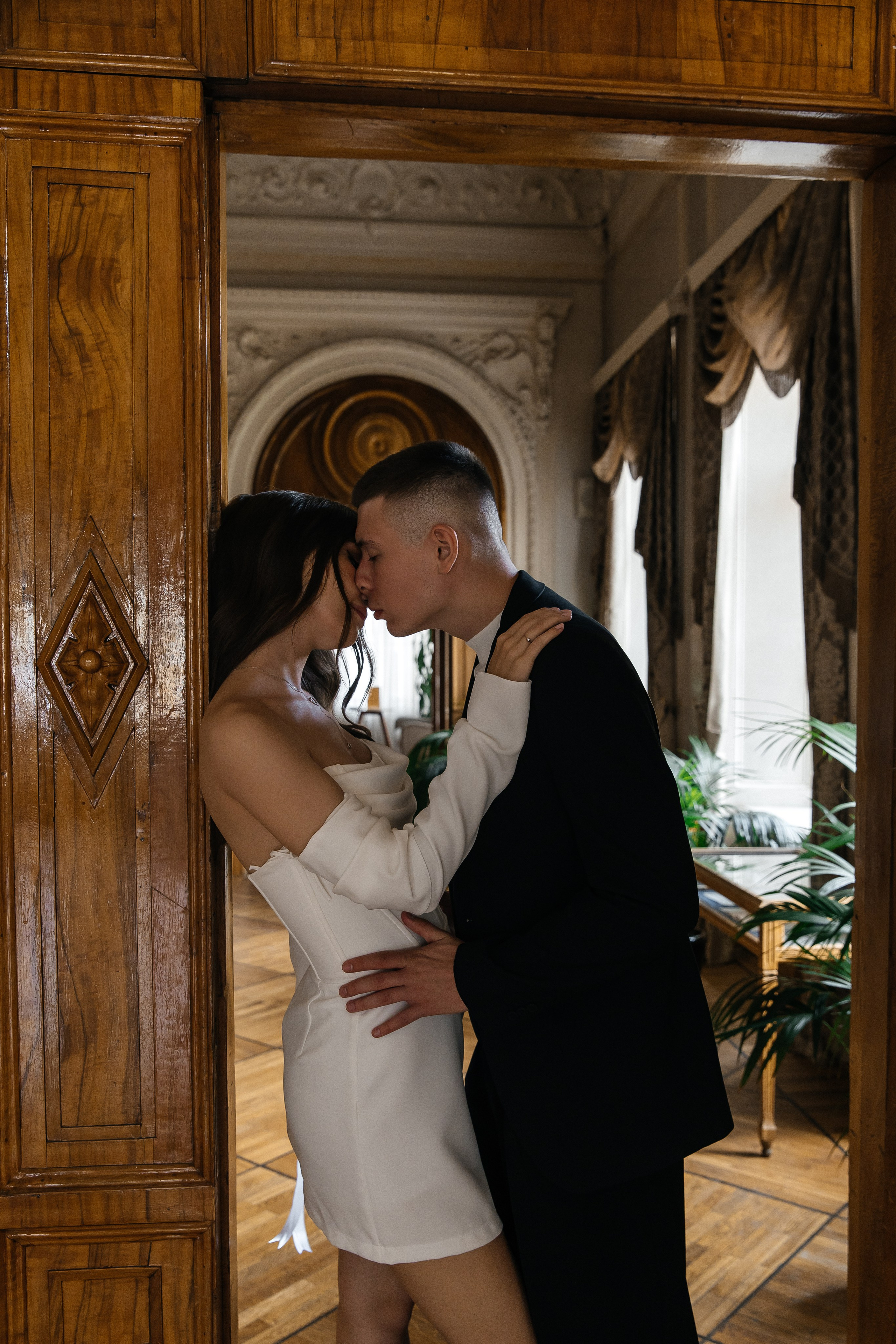 Даниил и Анастасия. Свадебная фотосессия в Библиотеке-читальне им. А. С. Пушкина. Фотограф и видеограф Анна Домашенко