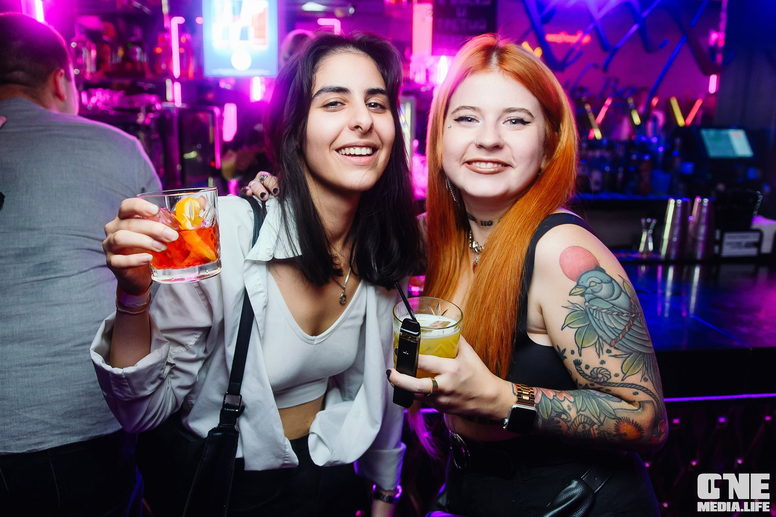 Фоторепортаж из бара XxxX. One Media Life: фоторепортажи, фотоотчеты с мероприятий и заведений